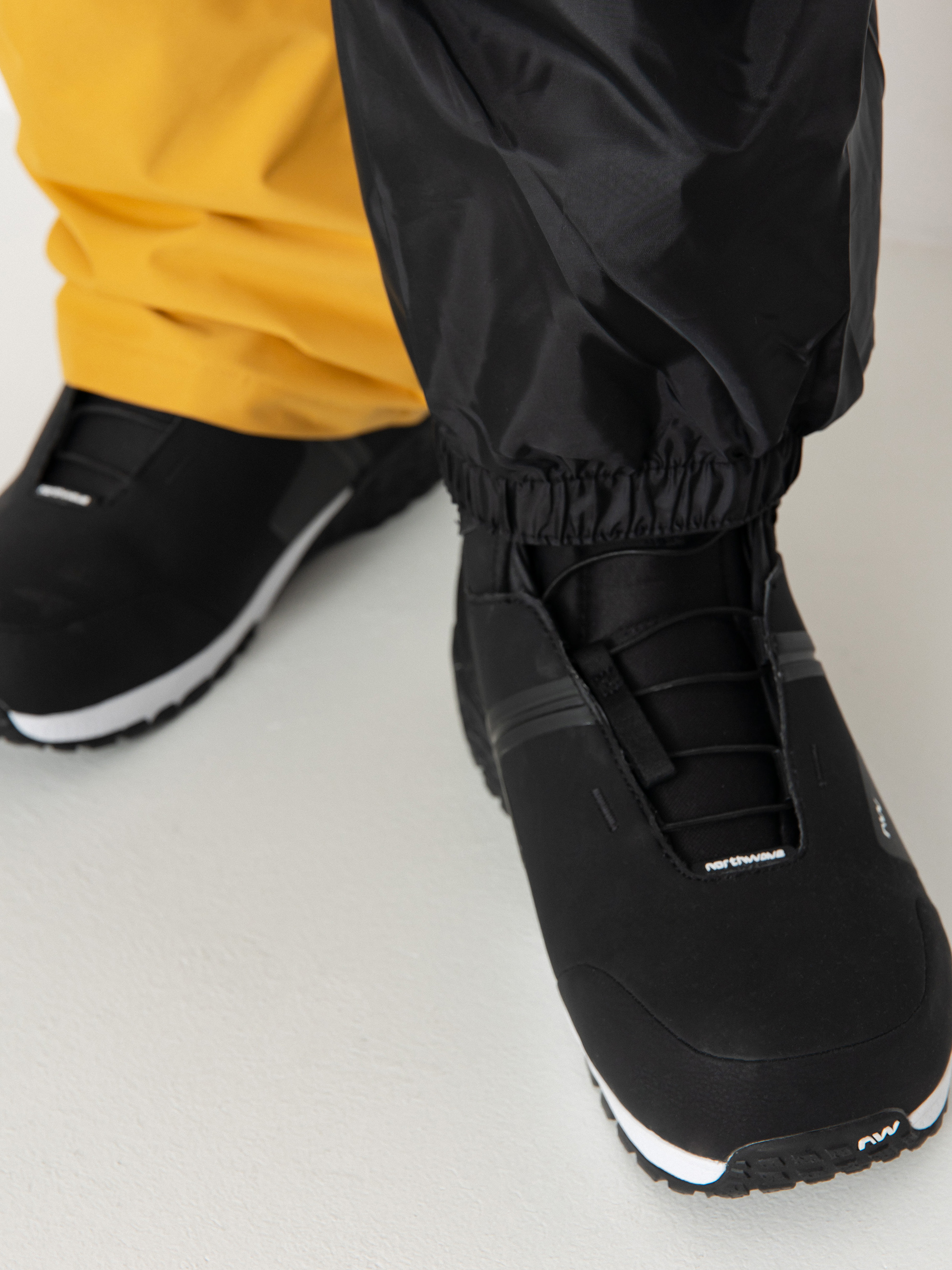 Mens DC Snowboard pants Banshee (tinsel)