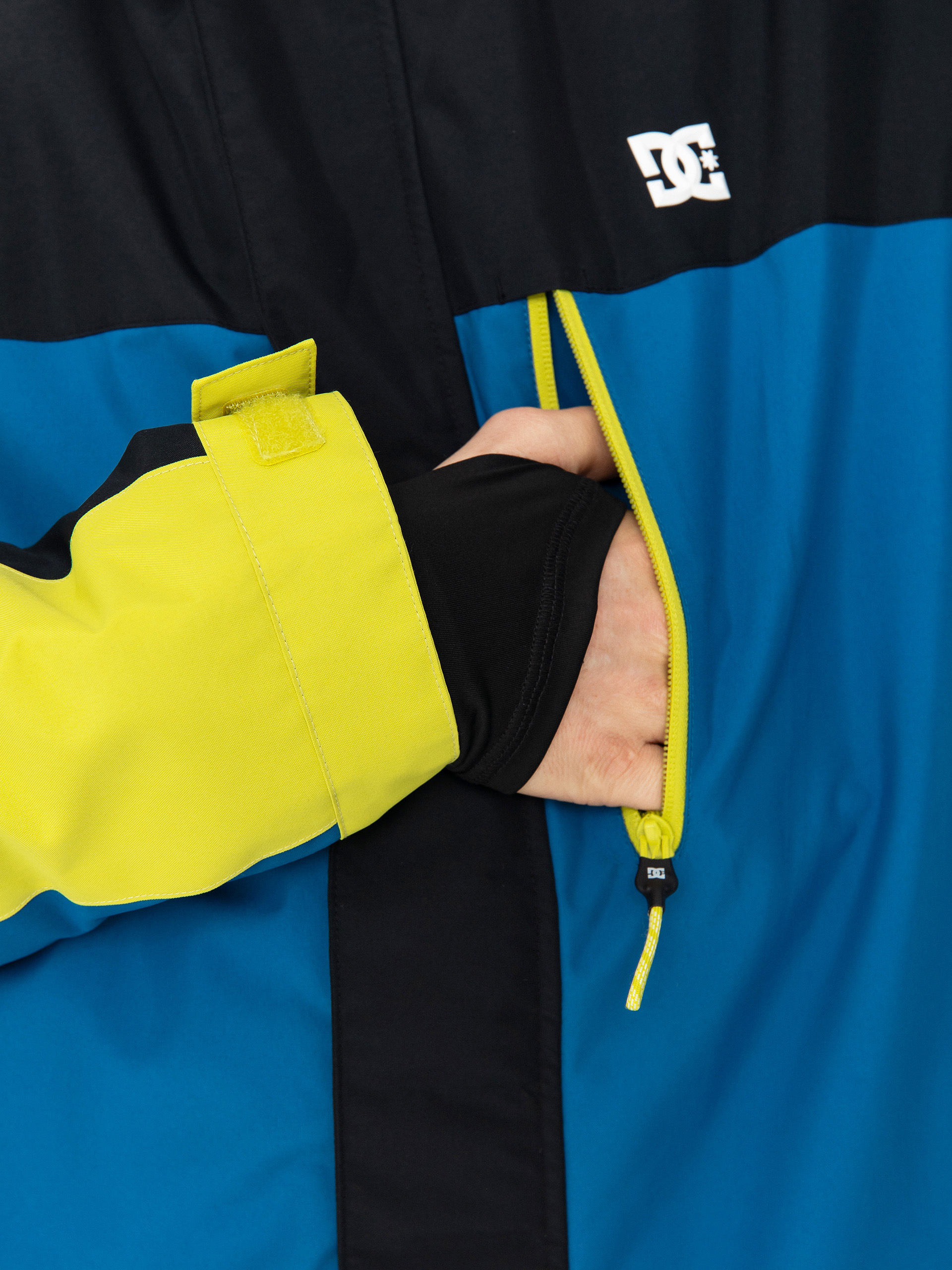 Mens DC Snowboard jacket Defiant (black)