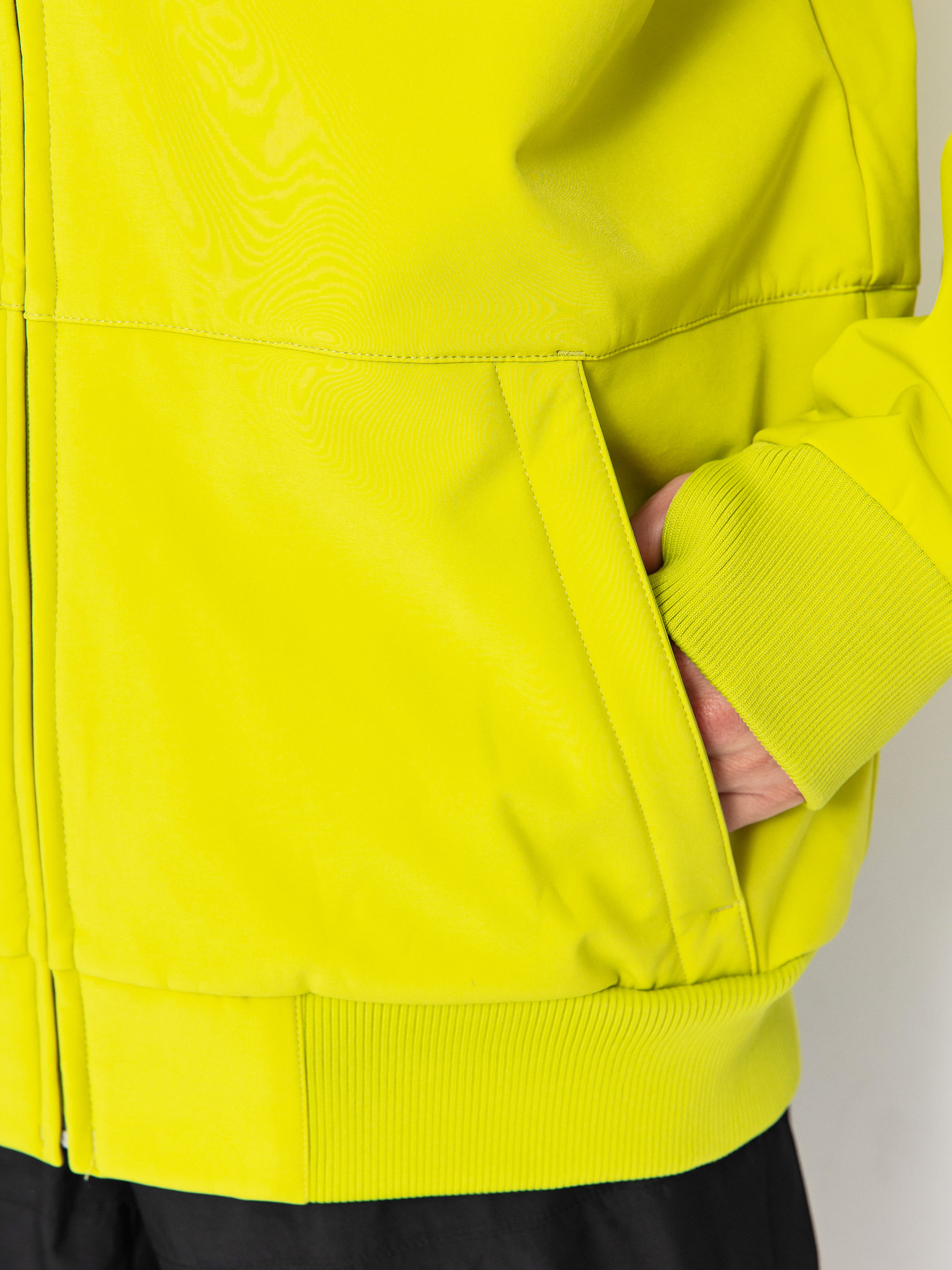 Mens DC Spectrum Softshell Snowboard jacket (apple green)