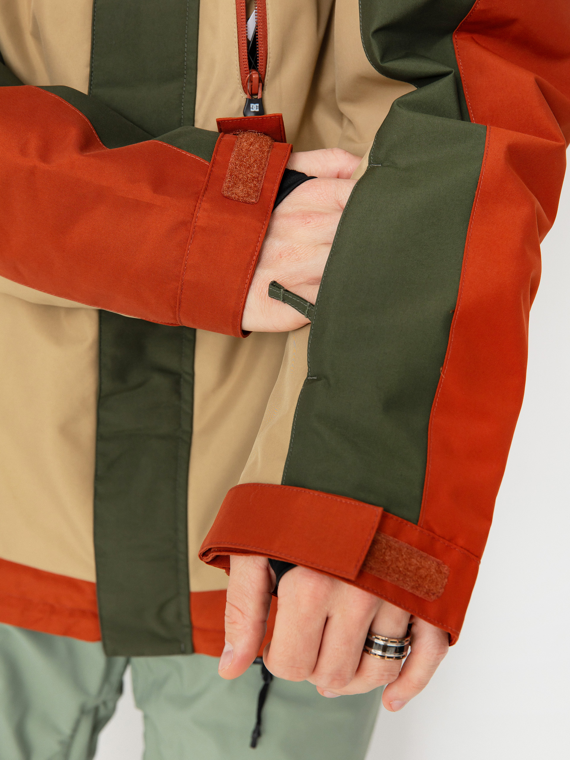 Mens DC Snowboard jacket Defiant (deep depths)