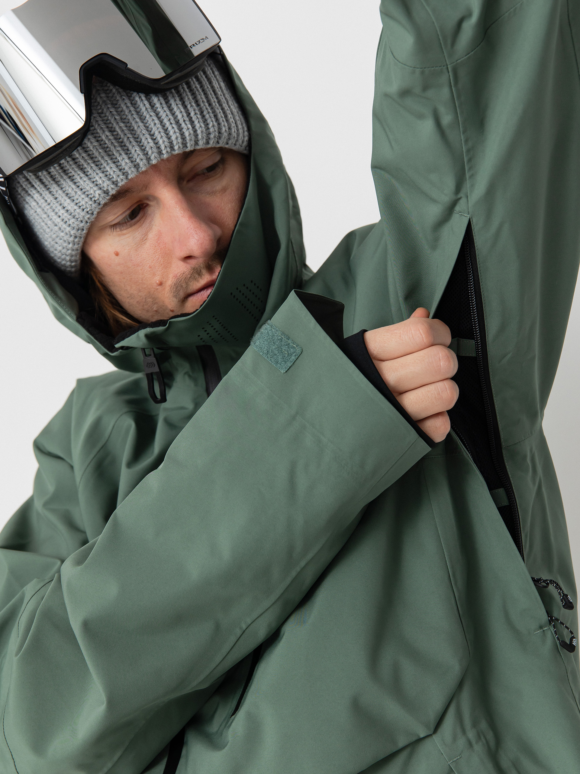 Mens 686 Hydra Thermagraph Snowboard jacket (cypress green)