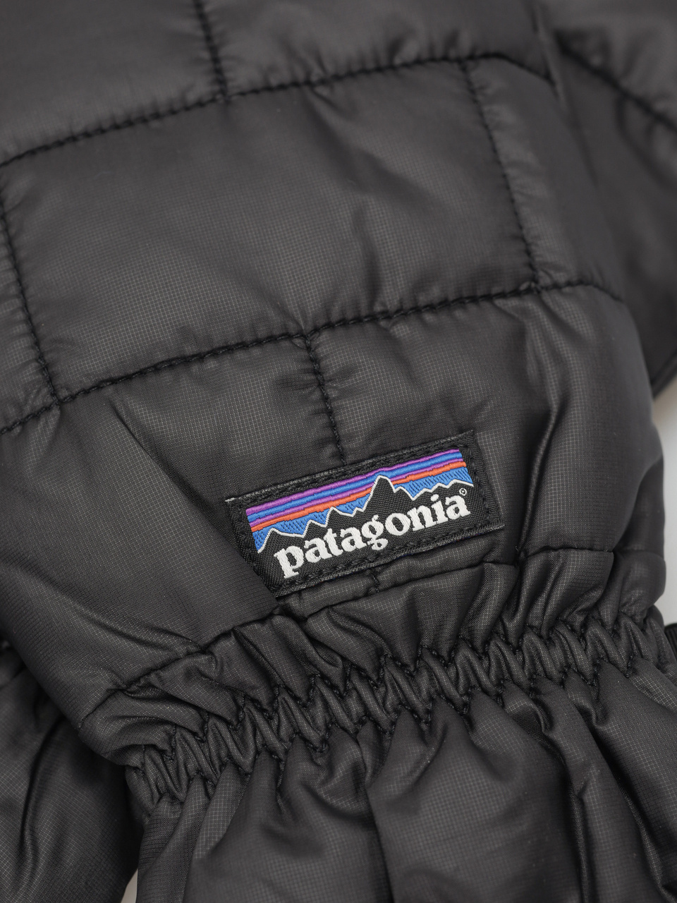 Patagonia Nano Puff Mitts Gloves (black)