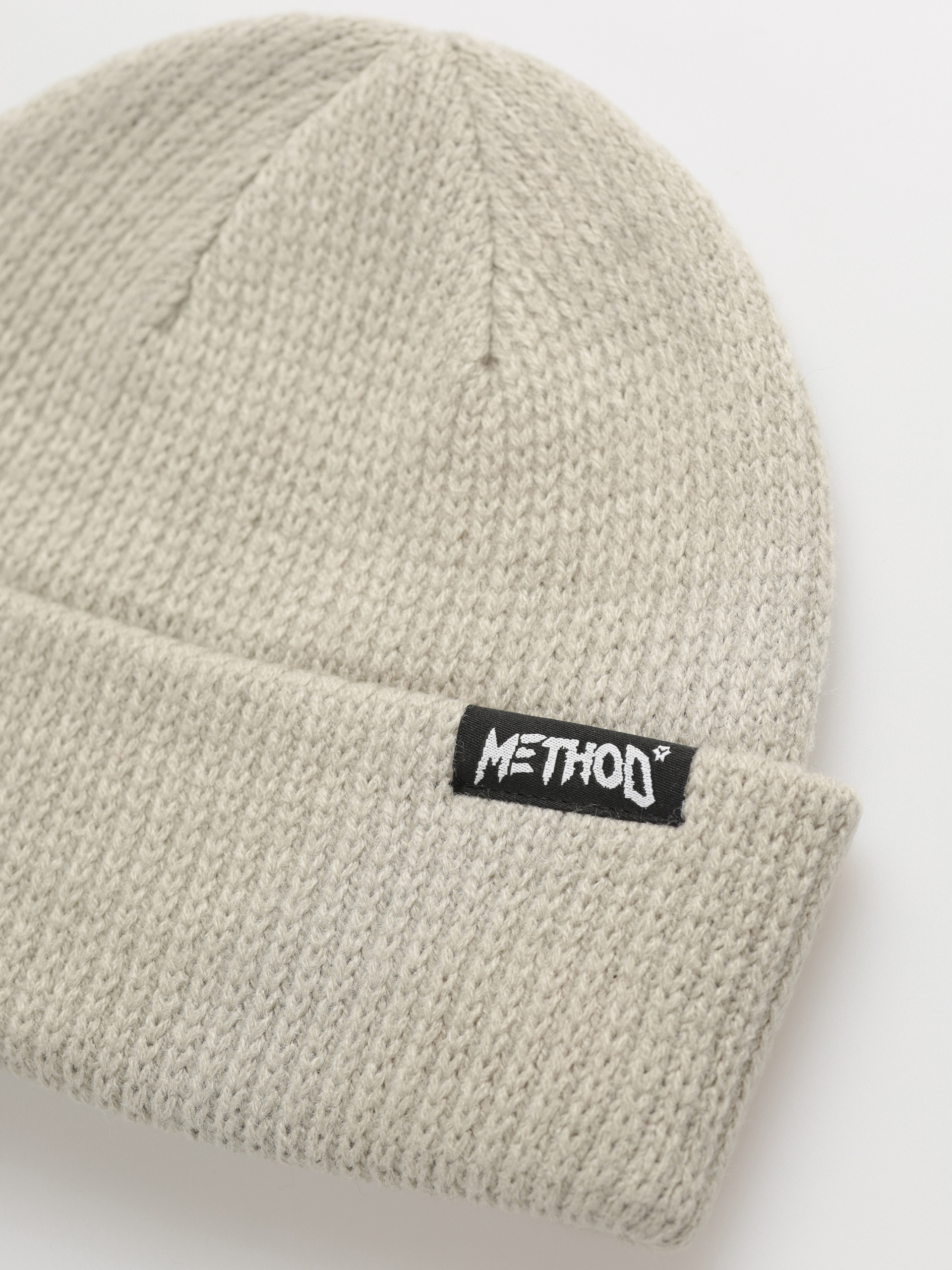 Method Beanie Label (bone)