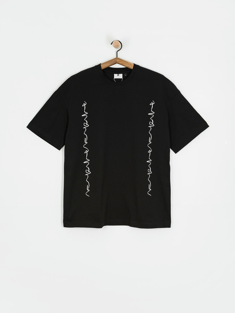 Poetic Collective Crayon Chain T-Shirt (black)