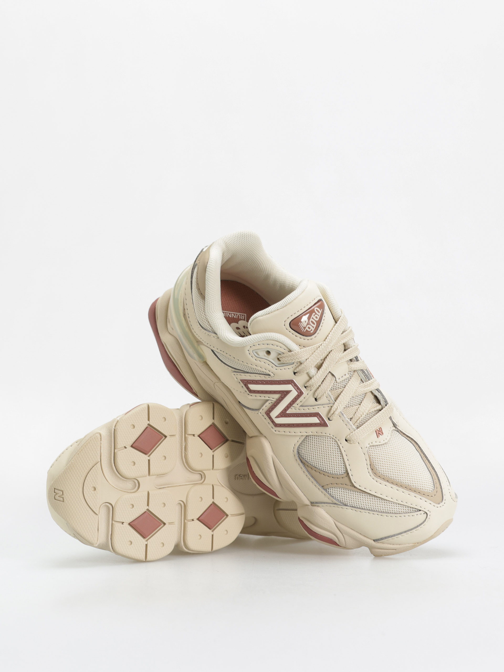New Balance 9060 JR Shoes (bone)