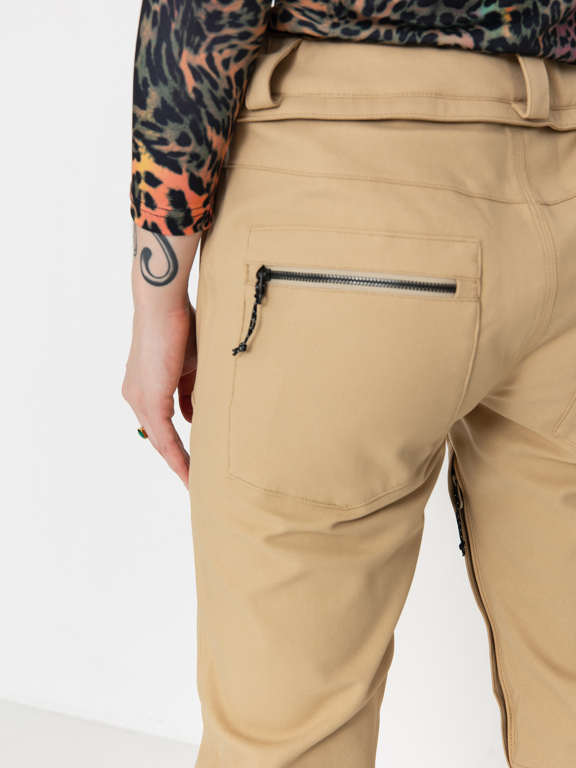 Damen Volcom Snowboard Hose Genus Stretch (sand)