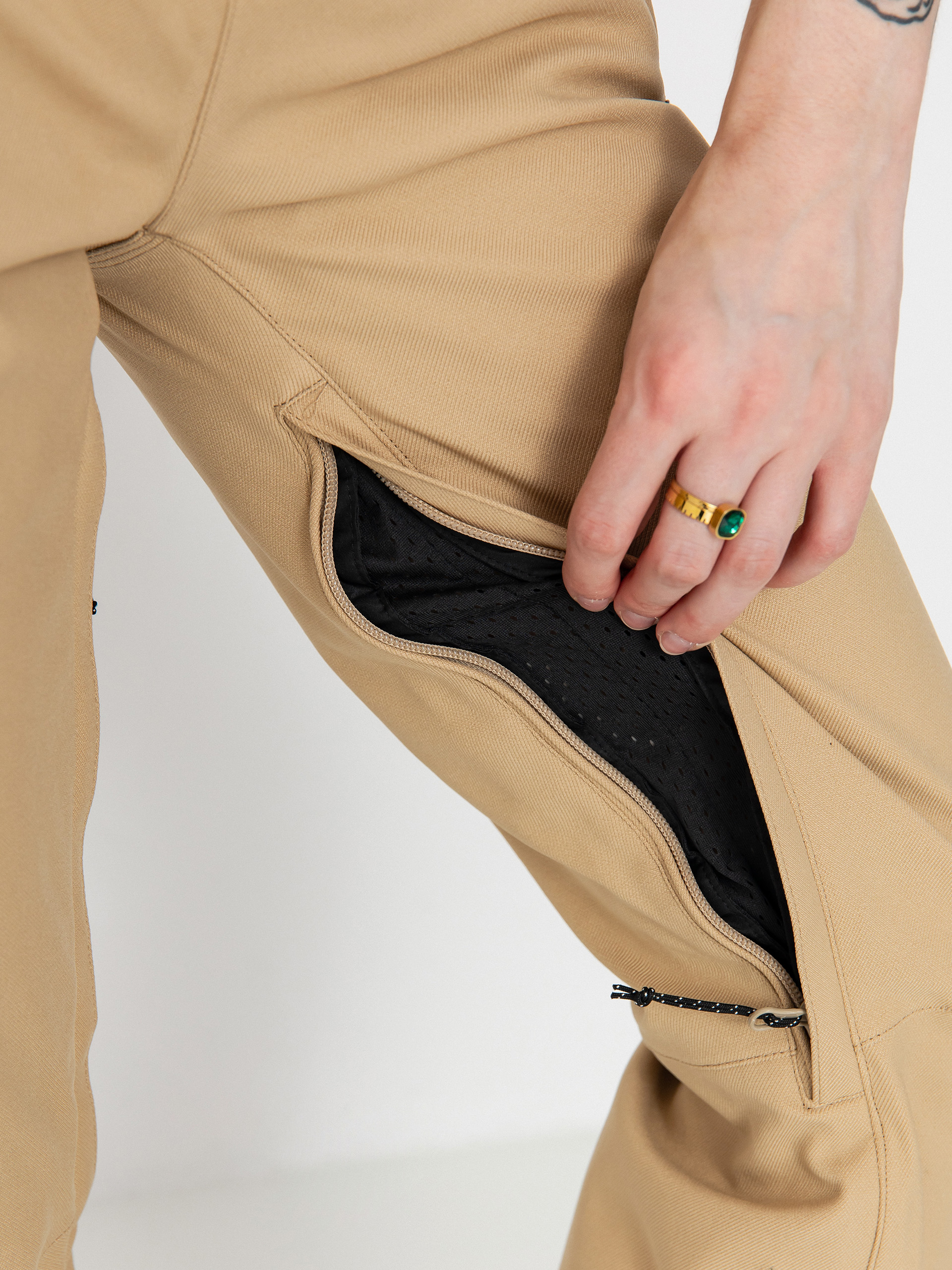 Damen Volcom Snowboard Hose Genus Stretch (sand)