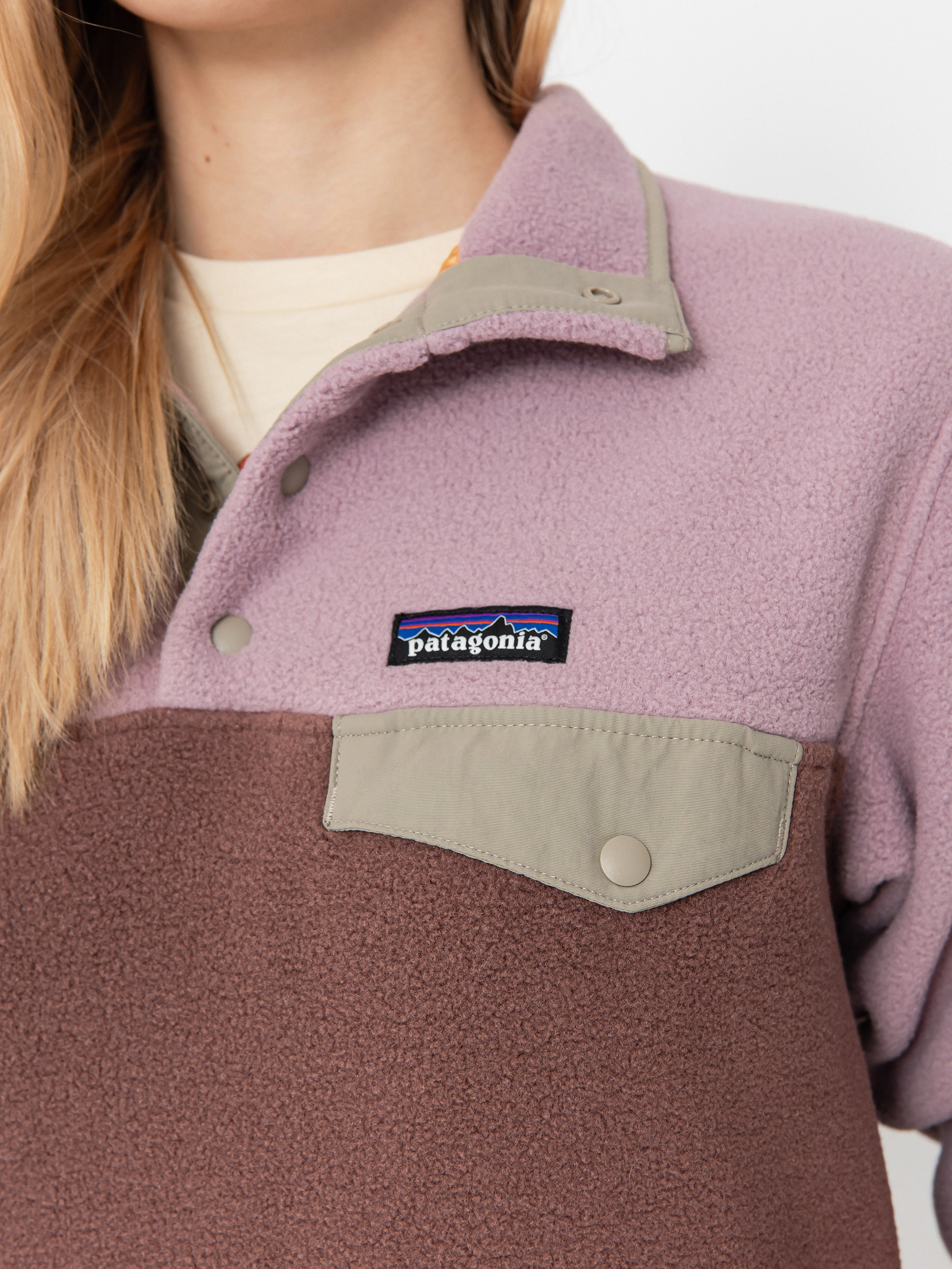 Womens Patagonia LW Synch Snap T Fleece  (dulse mauve)