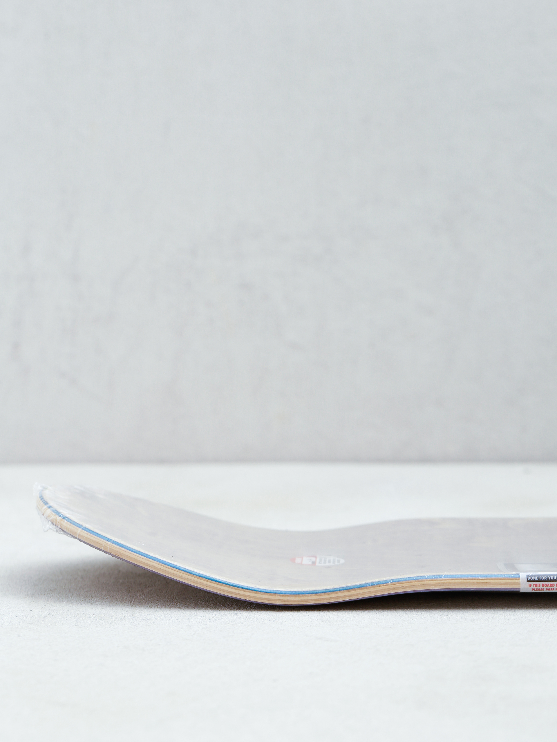 Real Ishod Illuminatd Deck (black/green/red)