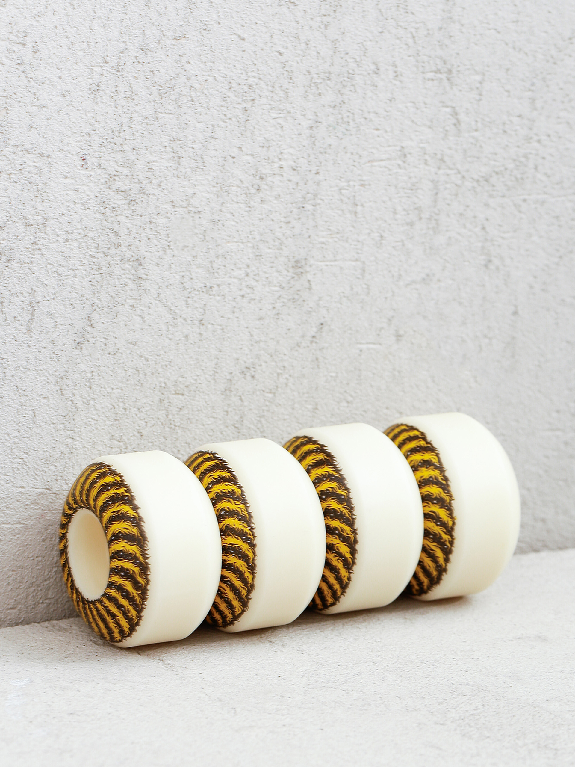 Spitfire F4 99D Grimple Furry Classic Wheels (white/orange)