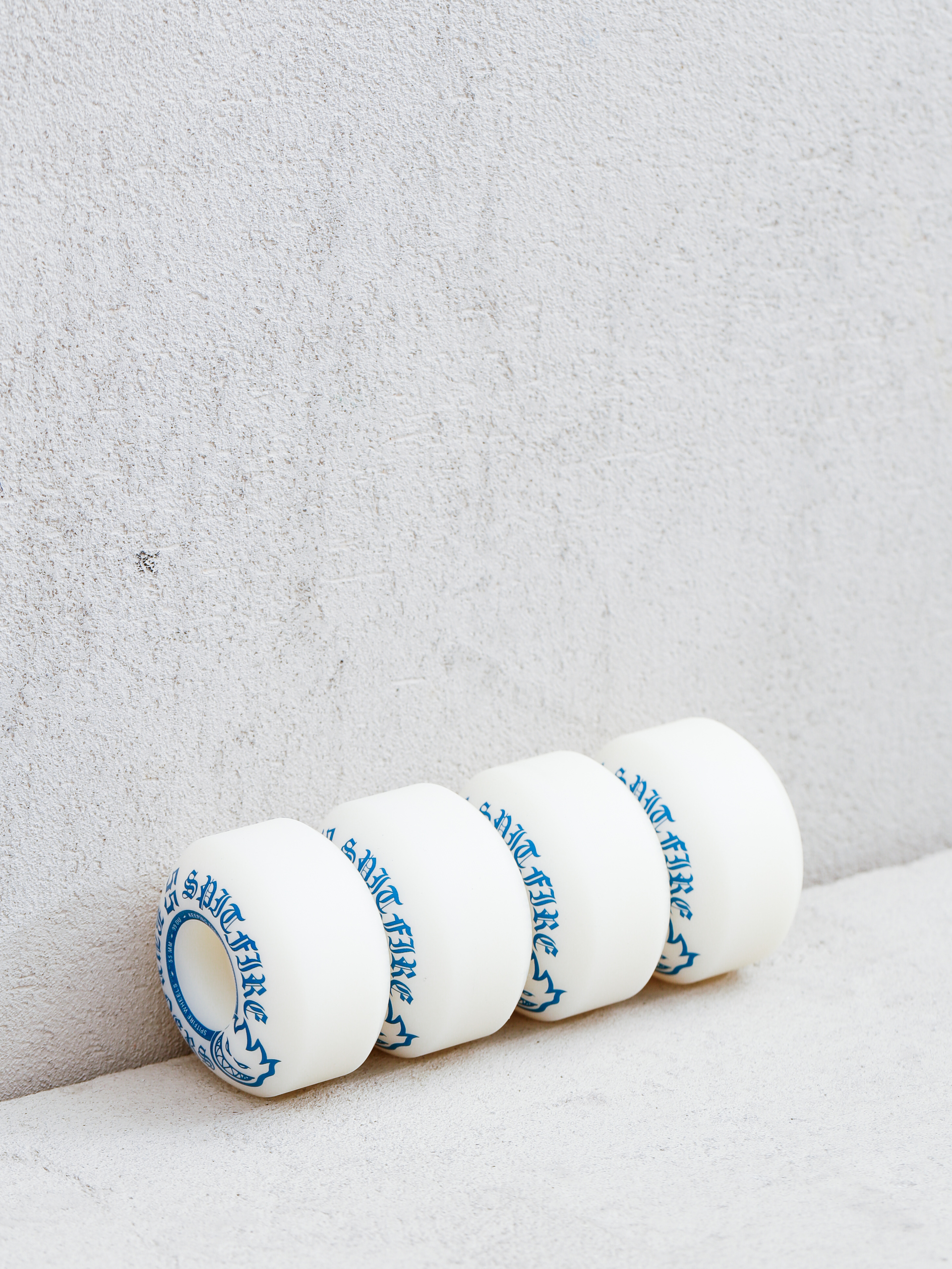 Spitfire 99D Burners Wheels (white/blue)