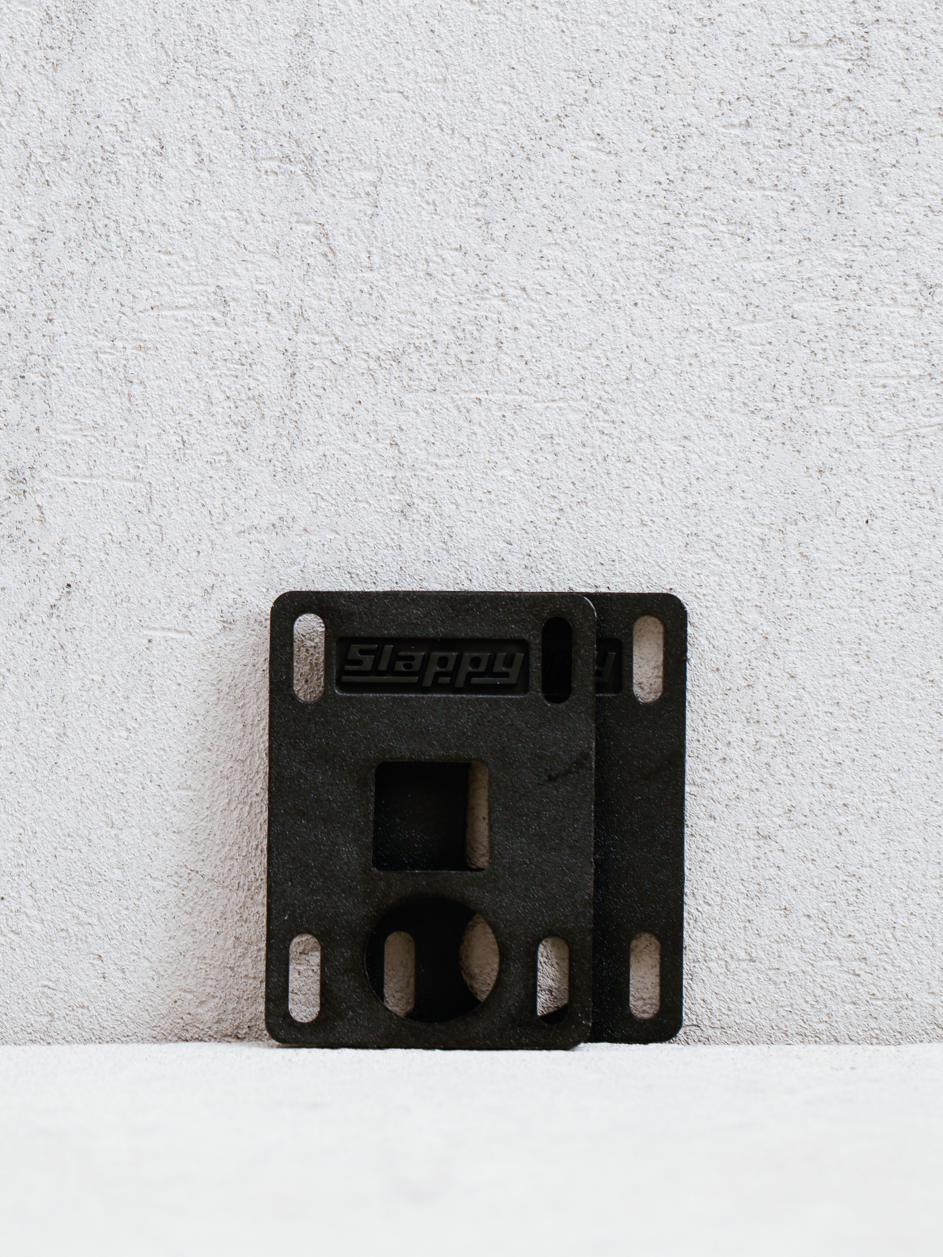 Slappy 4mm Slab Risers Risers (black)