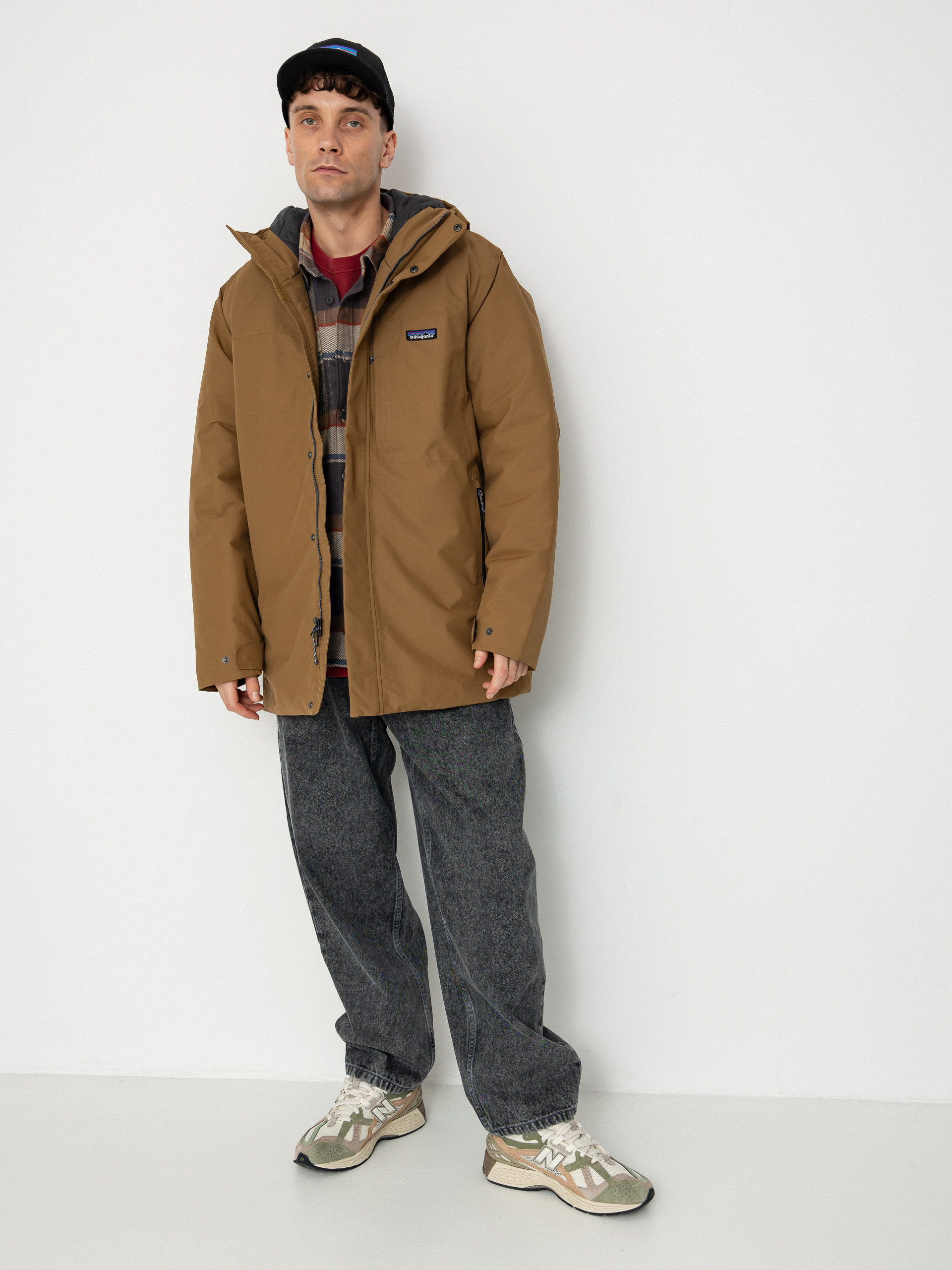 Patagonia Recycled Nylon Parka Jacket - green (classic tan)