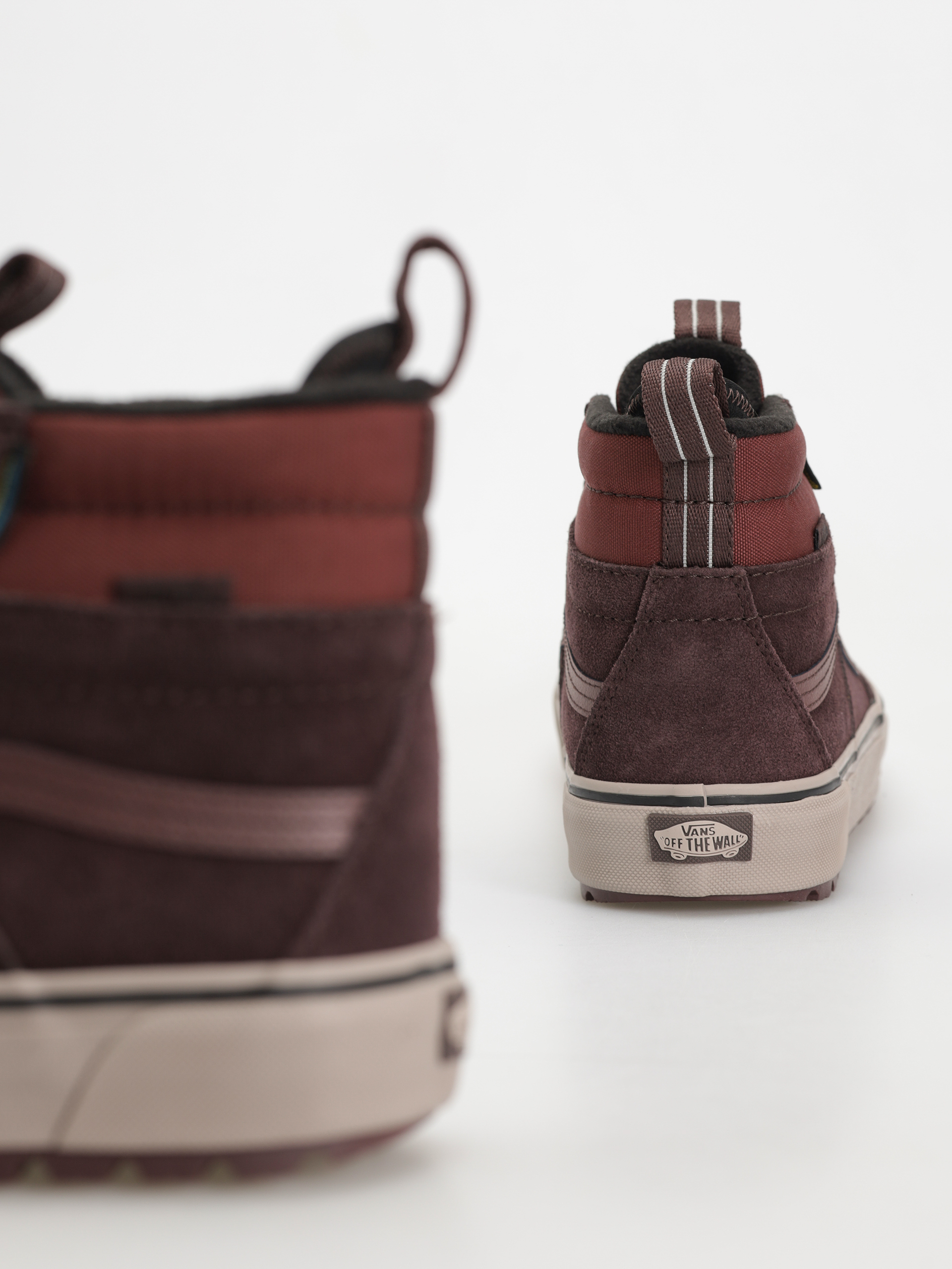 Vans Sk8 Hi Waterproof MTE Shoes (bitter chocolate)