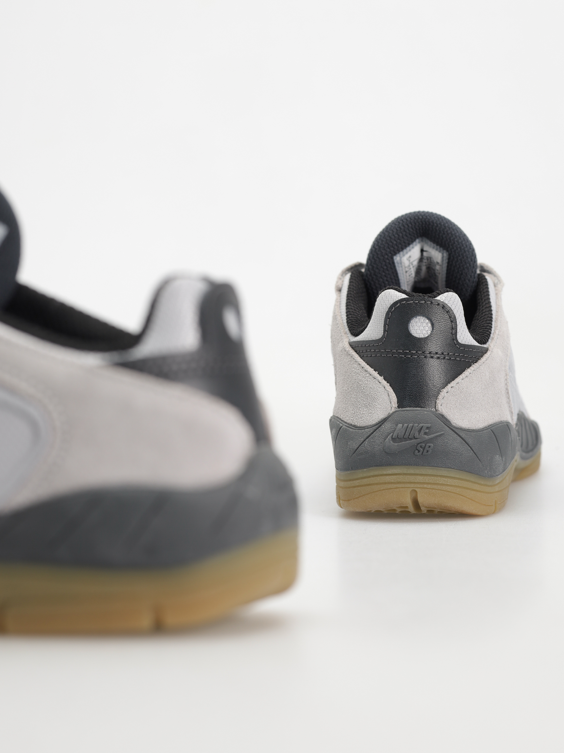 Nike SB Vertebrae Schuhe (lt smoke grey/dark team red)