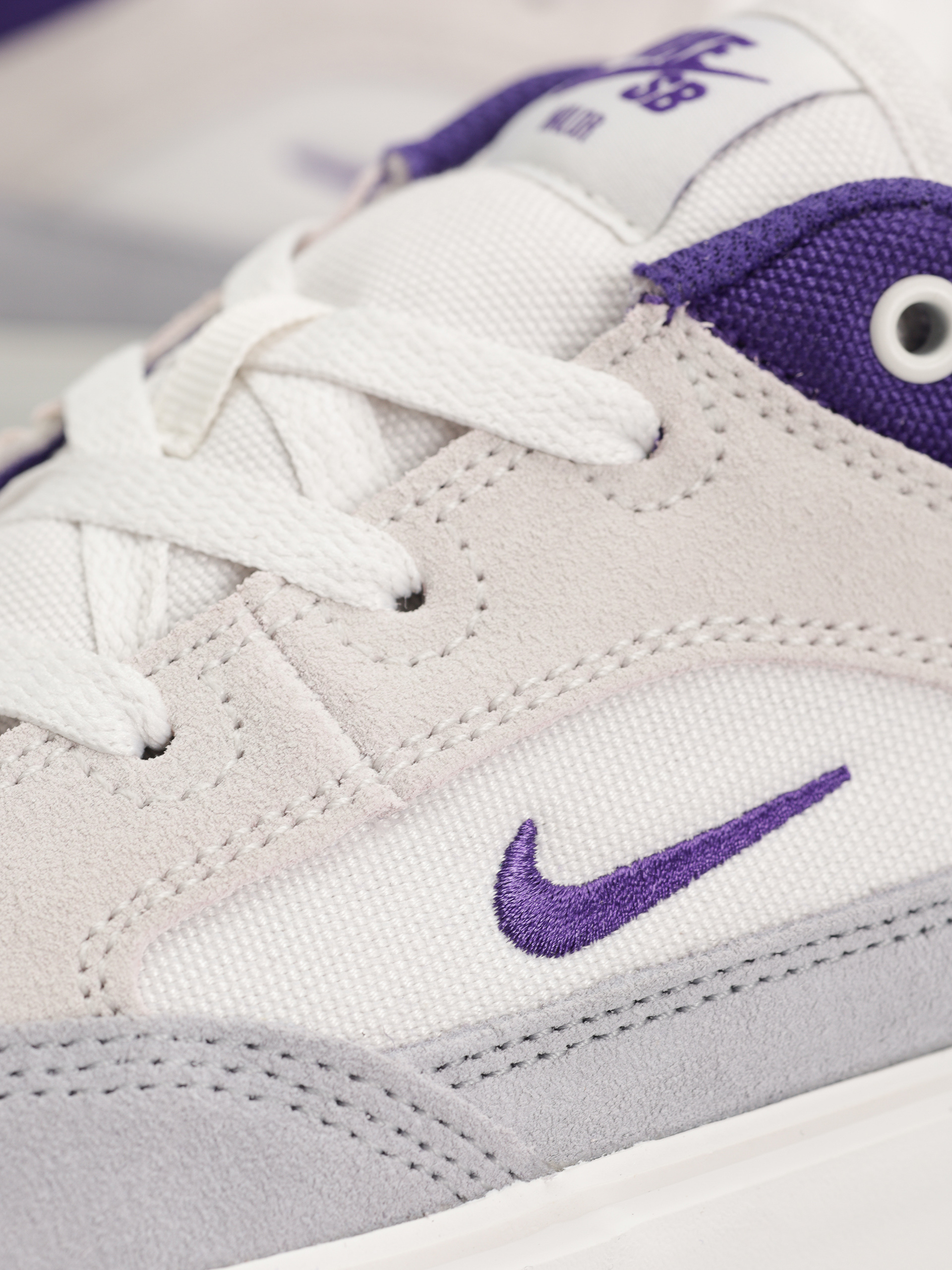 Nike SB Malor Shoes (platinum tint/court purple wolf grey)