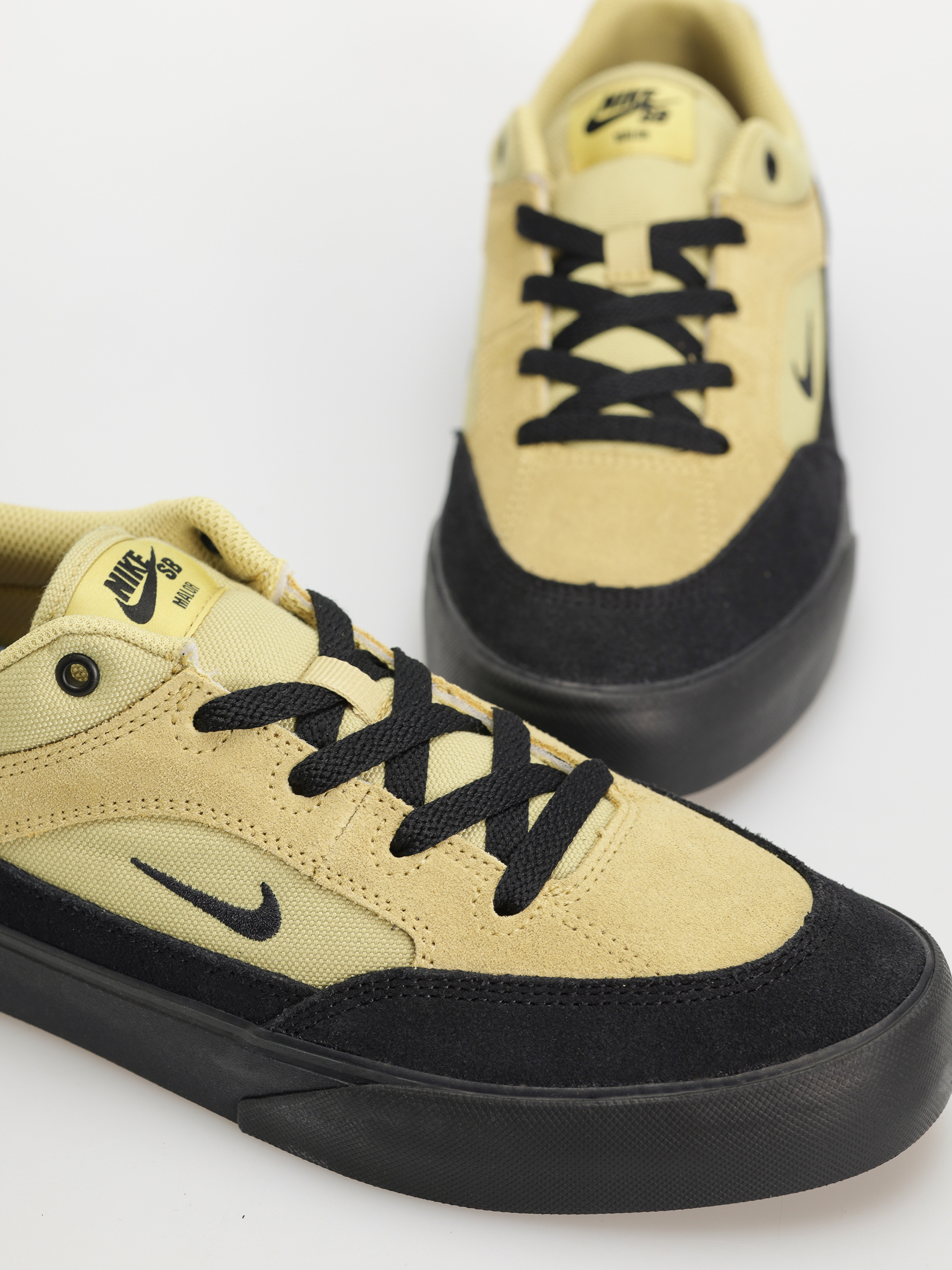Nike SB Malor TE Schuhe (buff gold/black black cinnamon)