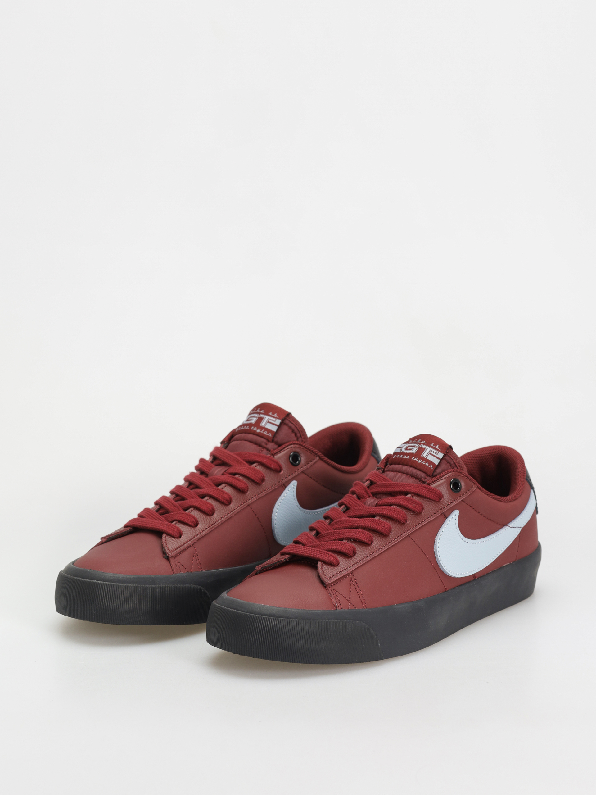 Nike SB Blazer Low Pro GT Shoes (dark team red/lt armory blue)