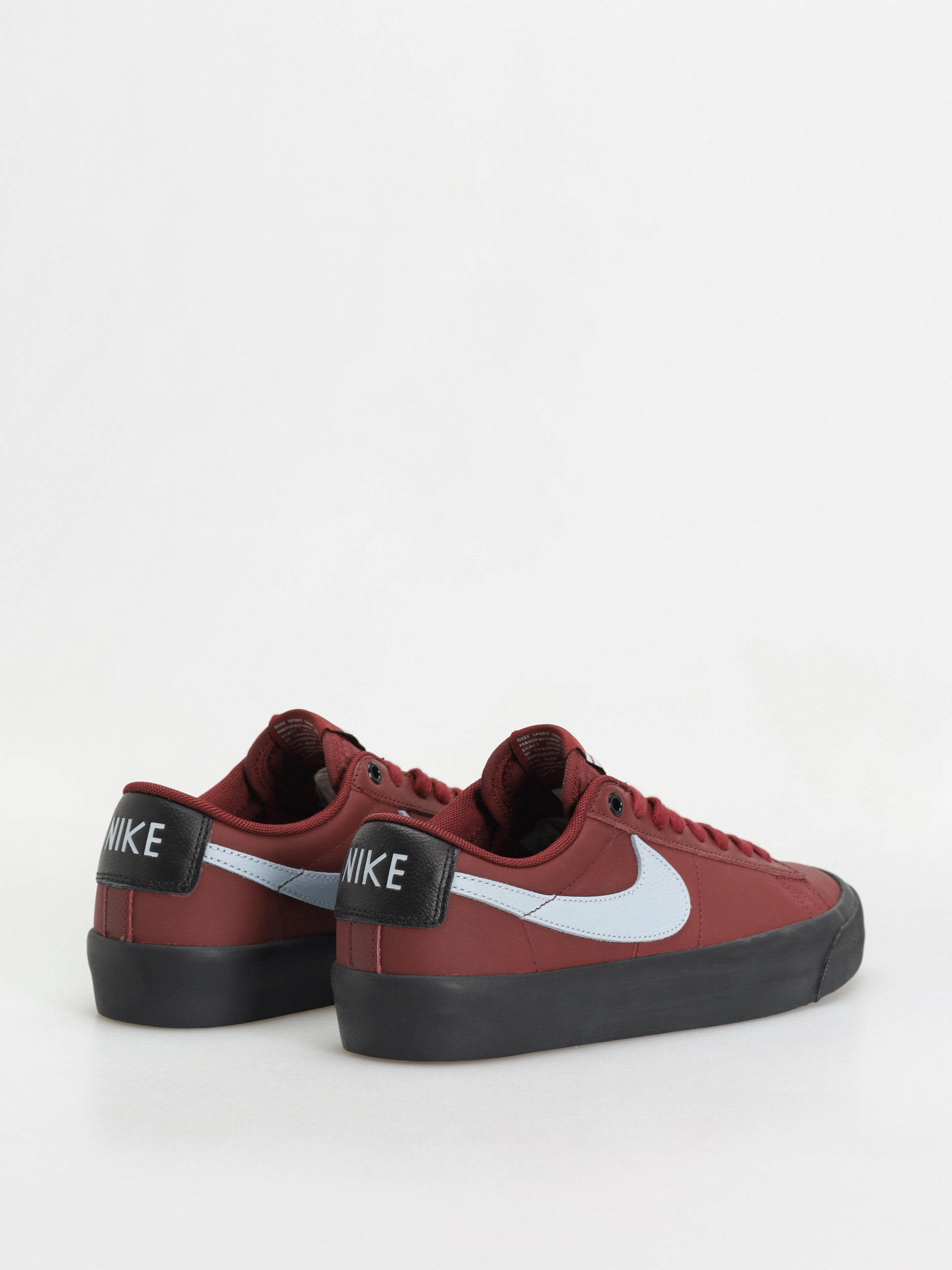 Nike SB Blazer Low Pro GT Shoes (dark team red/lt armory blue)