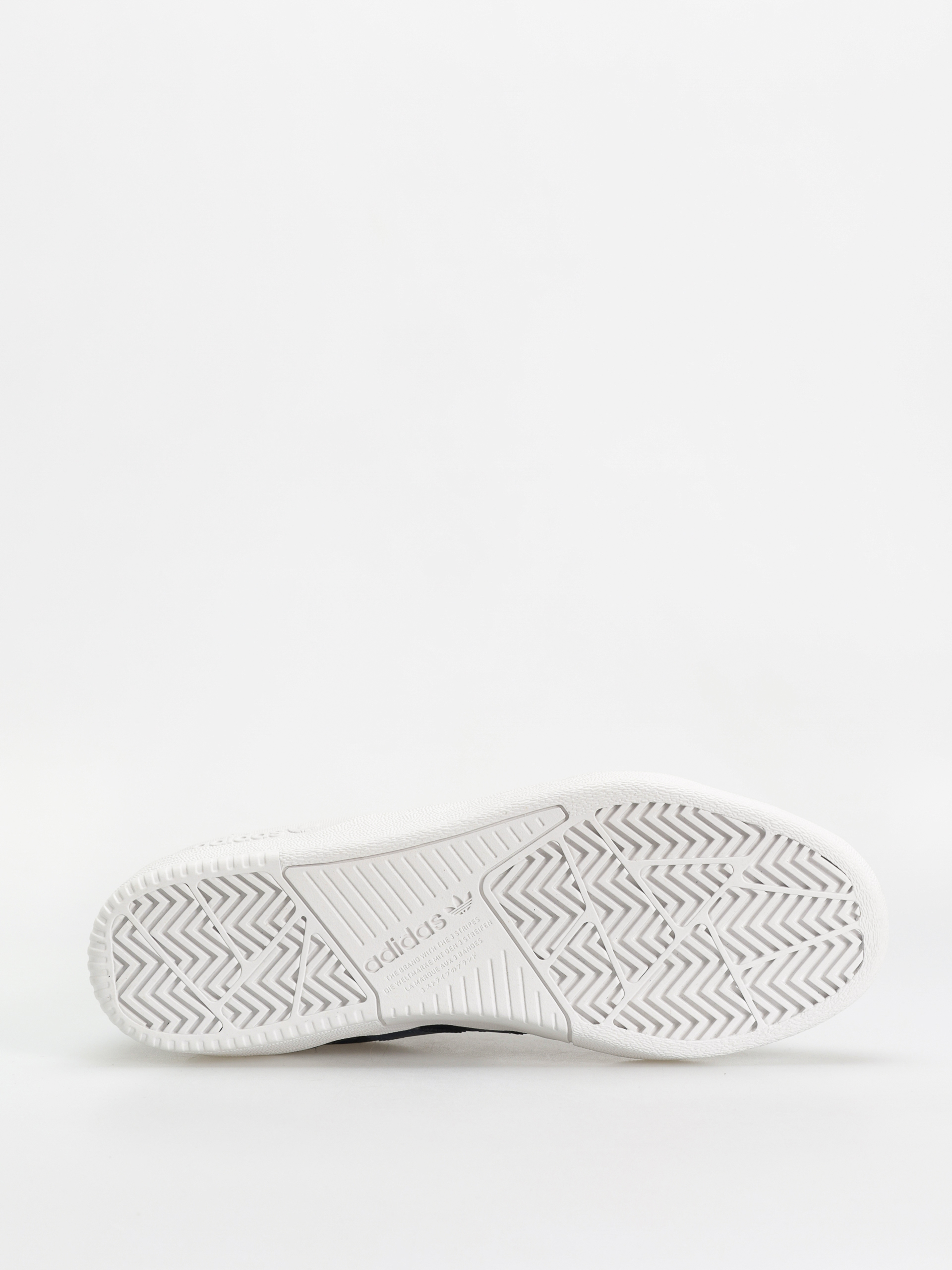 adidas Tyshawn Low Shoes (cblack/clesky/conavy)