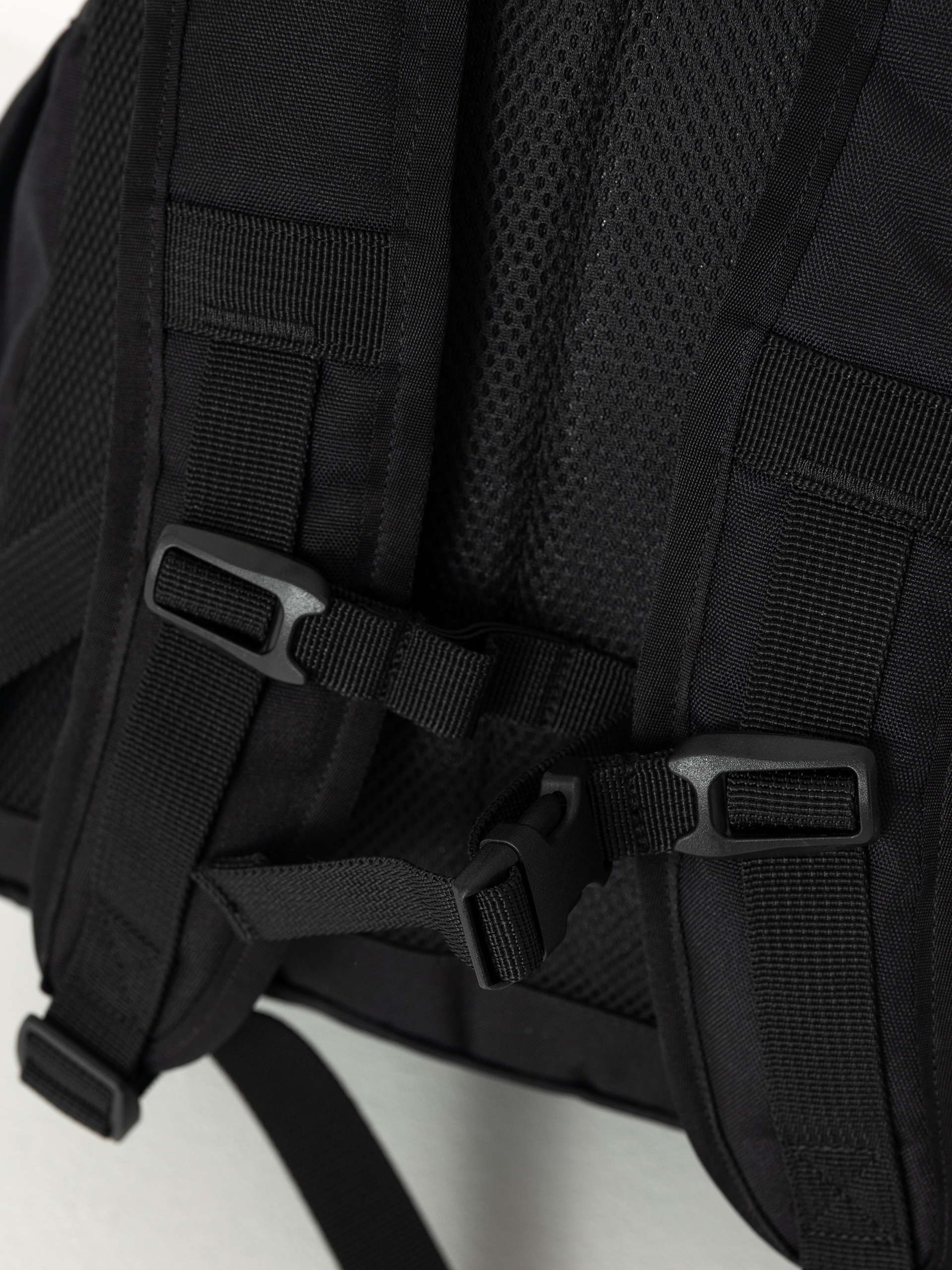 Carhartt WIP Clapton Backpack (black)