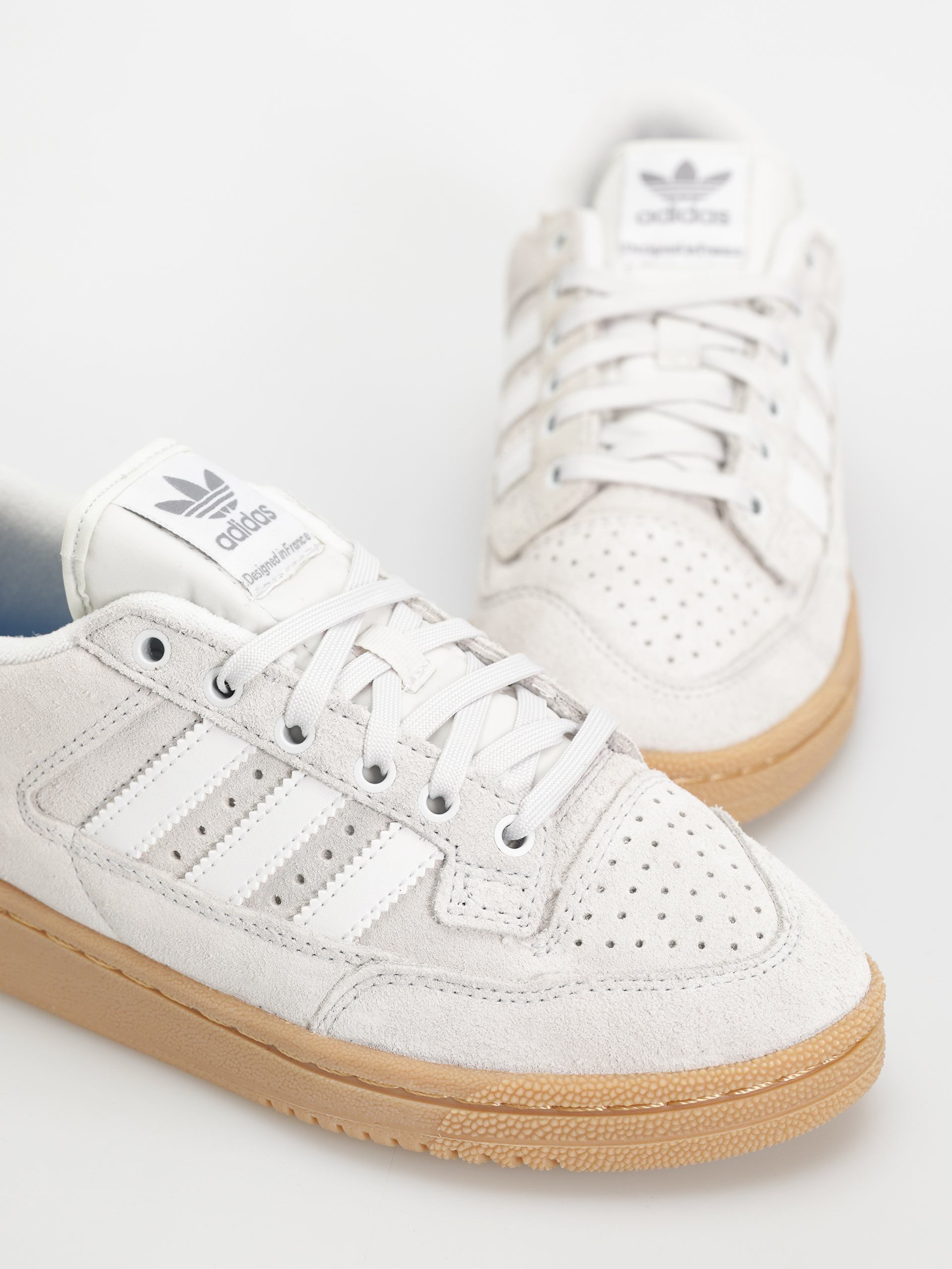 adidas Centennial 85 Low A Schuhe (crywht/ftwwht/gum3)