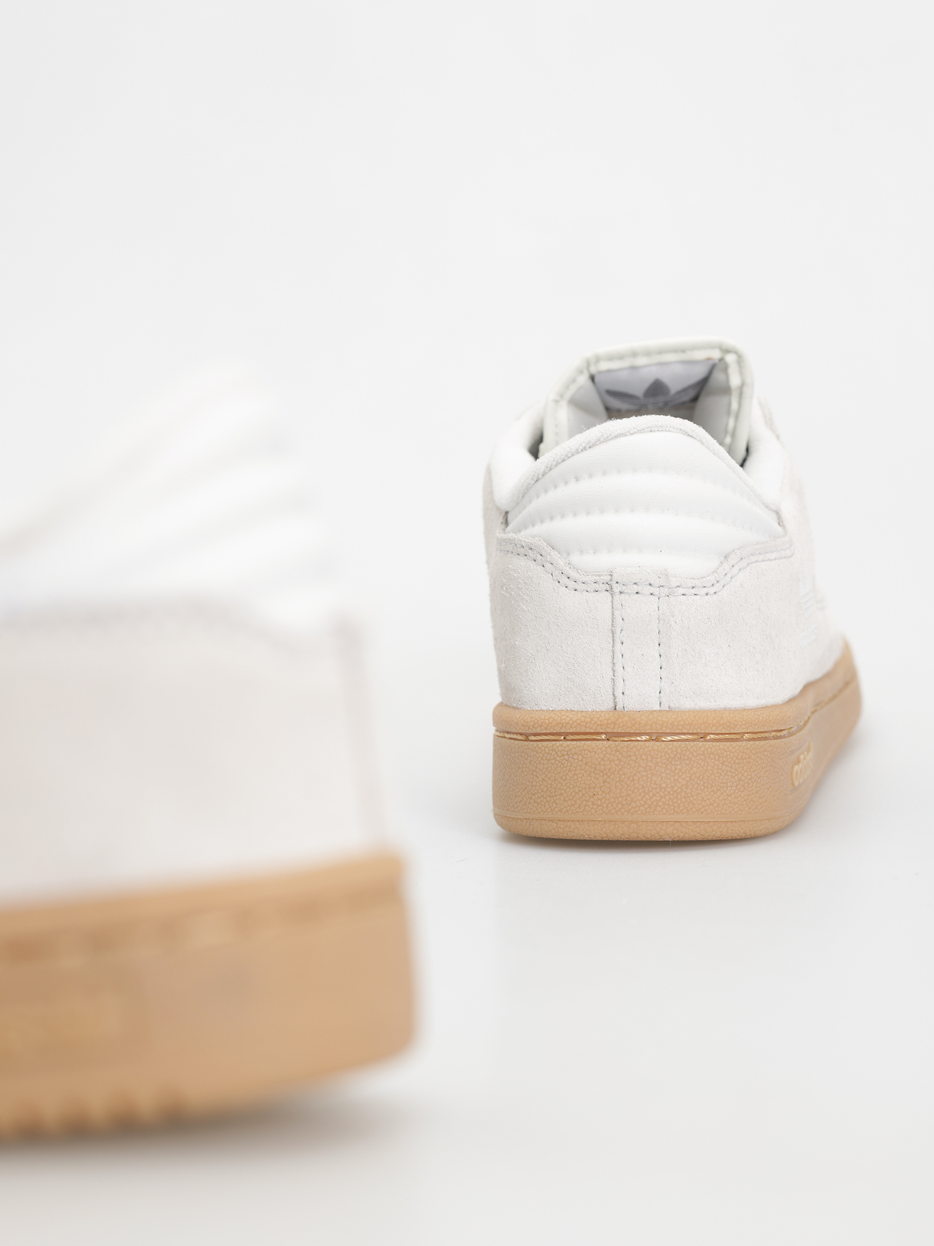 adidas Centennial 85 Low A Schuhe (crywht/ftwwht/gum3)