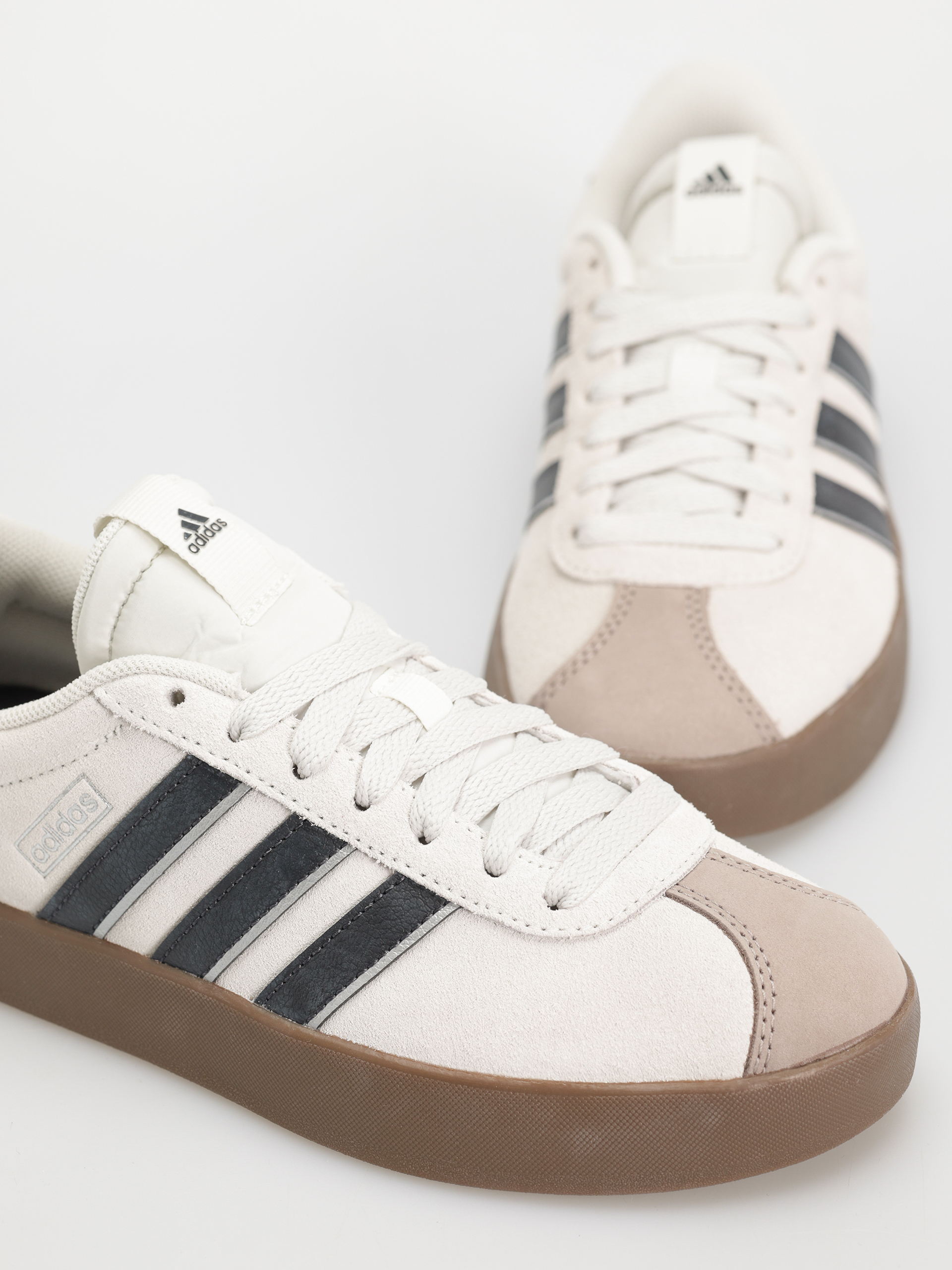 adidas Schuhe Vl Court 3.0 (orbgry/carbon/silvmt)
