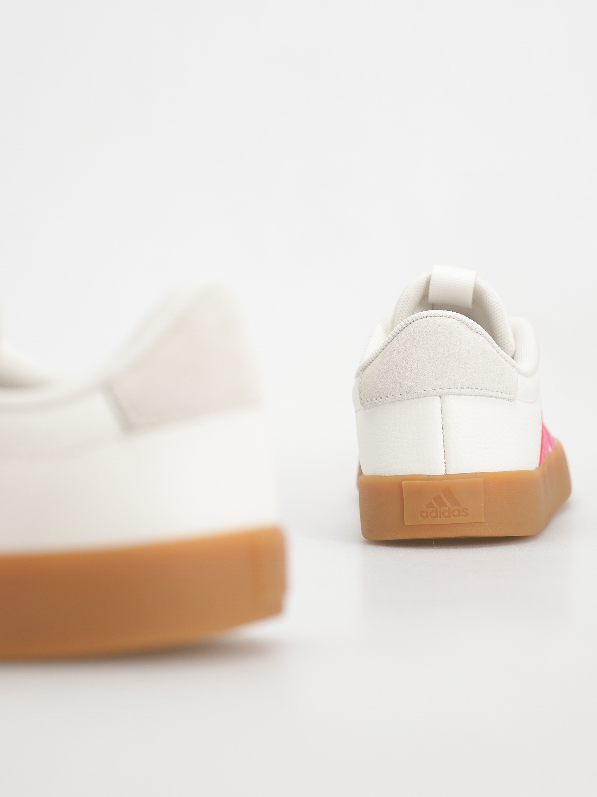 adidas Schuhe Vl Court 3.0 Wmn (cwhite/pulmag/goldmt)