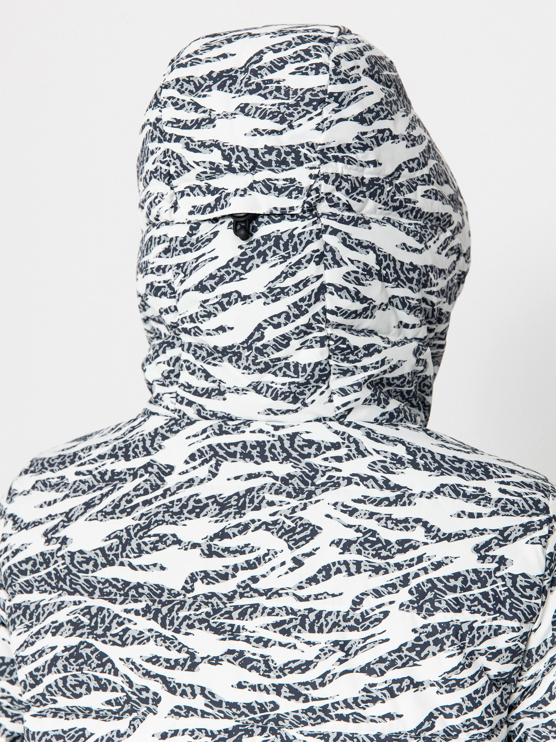 Womens Burton Snowboard jacket Loyil Down (zebra camo)