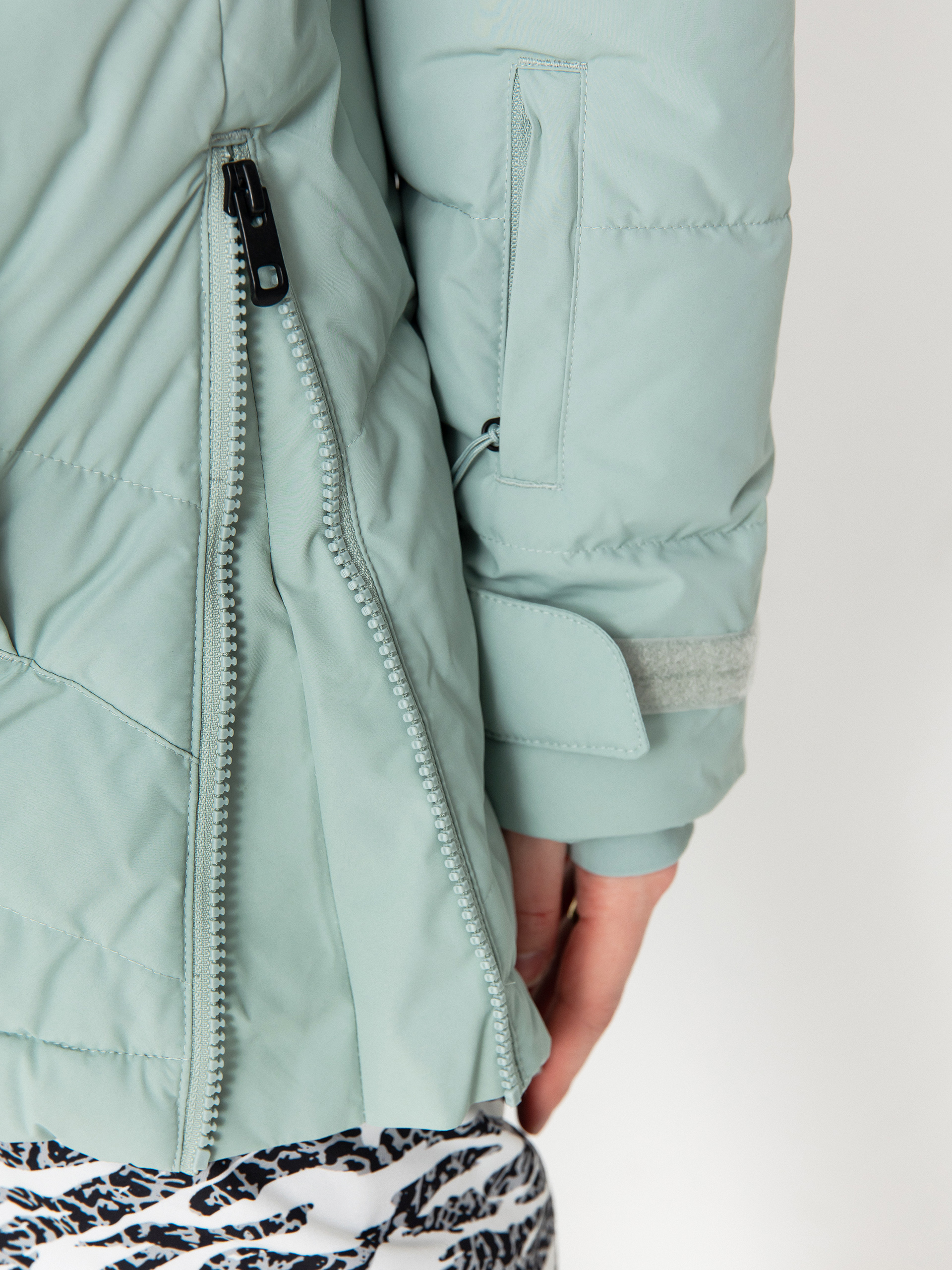 Womens Burton Snowboard jacket Loyil Down (petrol green)