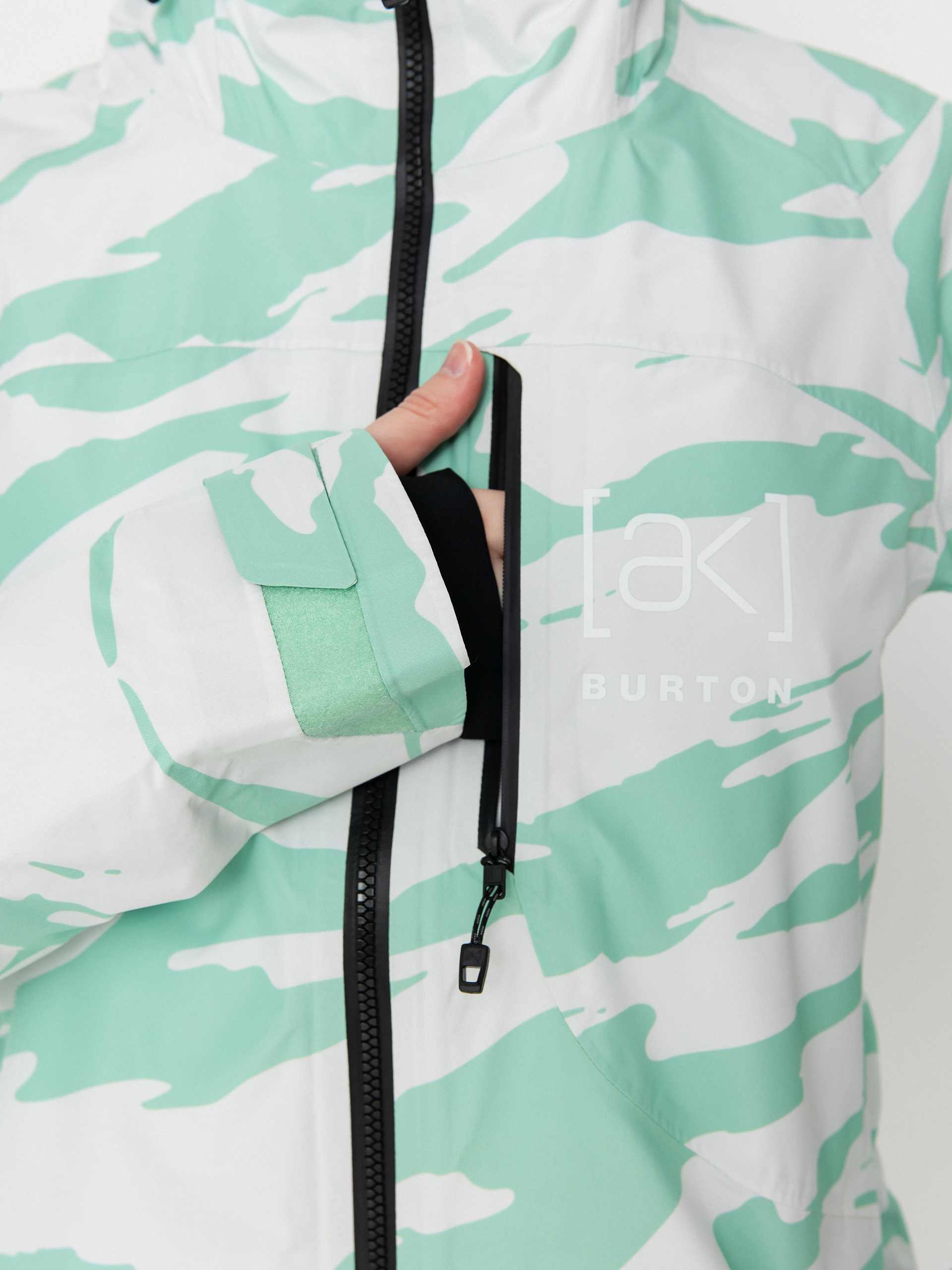 Damen Burton Snowboard Jacke Ak Gore Tex Embark (oversized zebra)