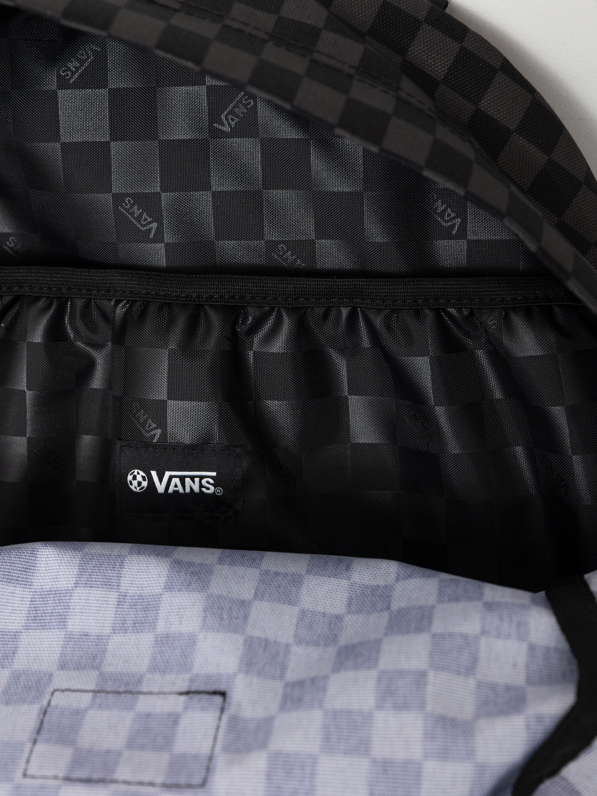 Vans Old Skool Grom Check Backpack (checkerboard black/charcoal)