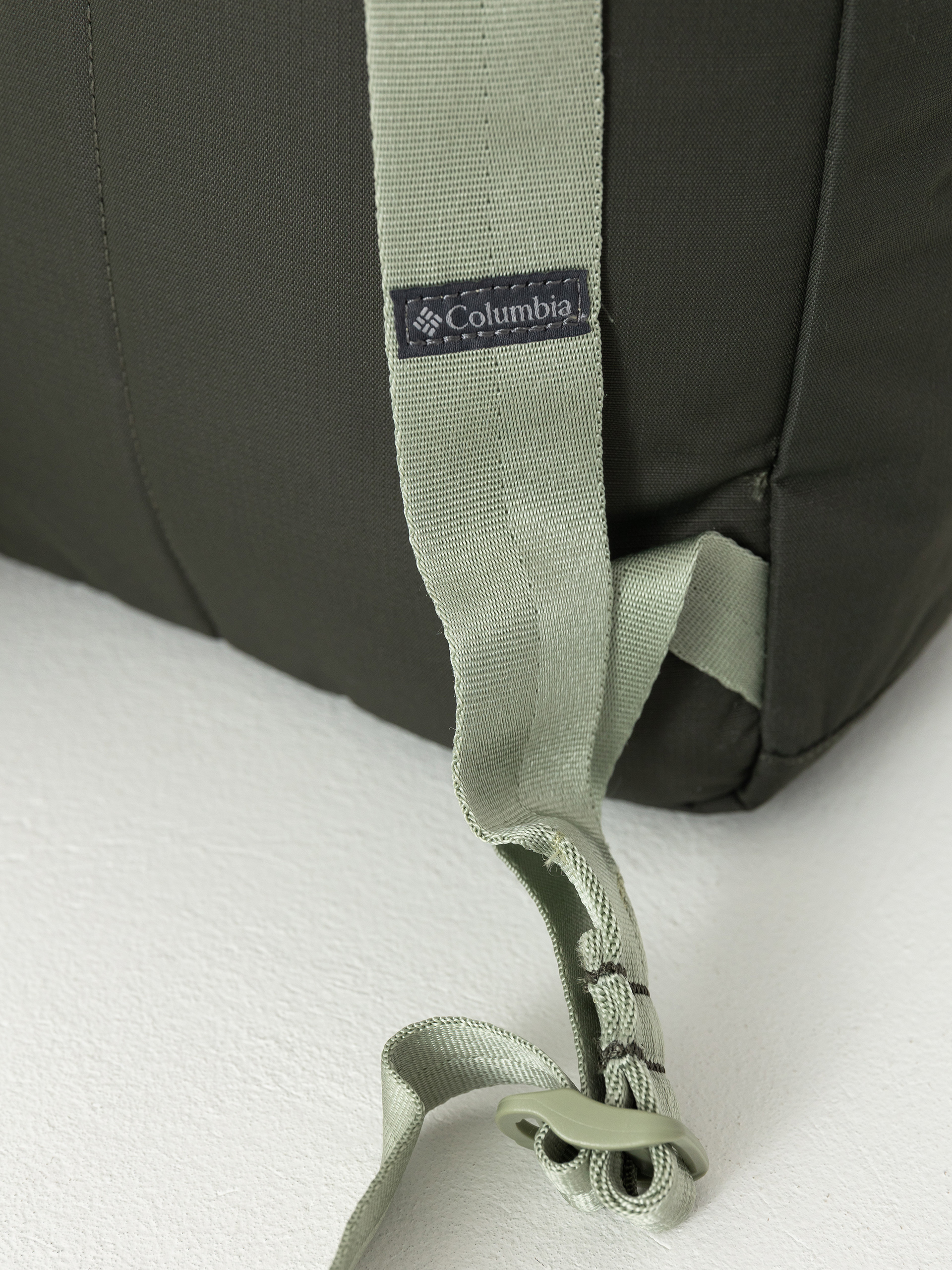 Columbia Trail Traveler 18L Backpack (safari/greensc)