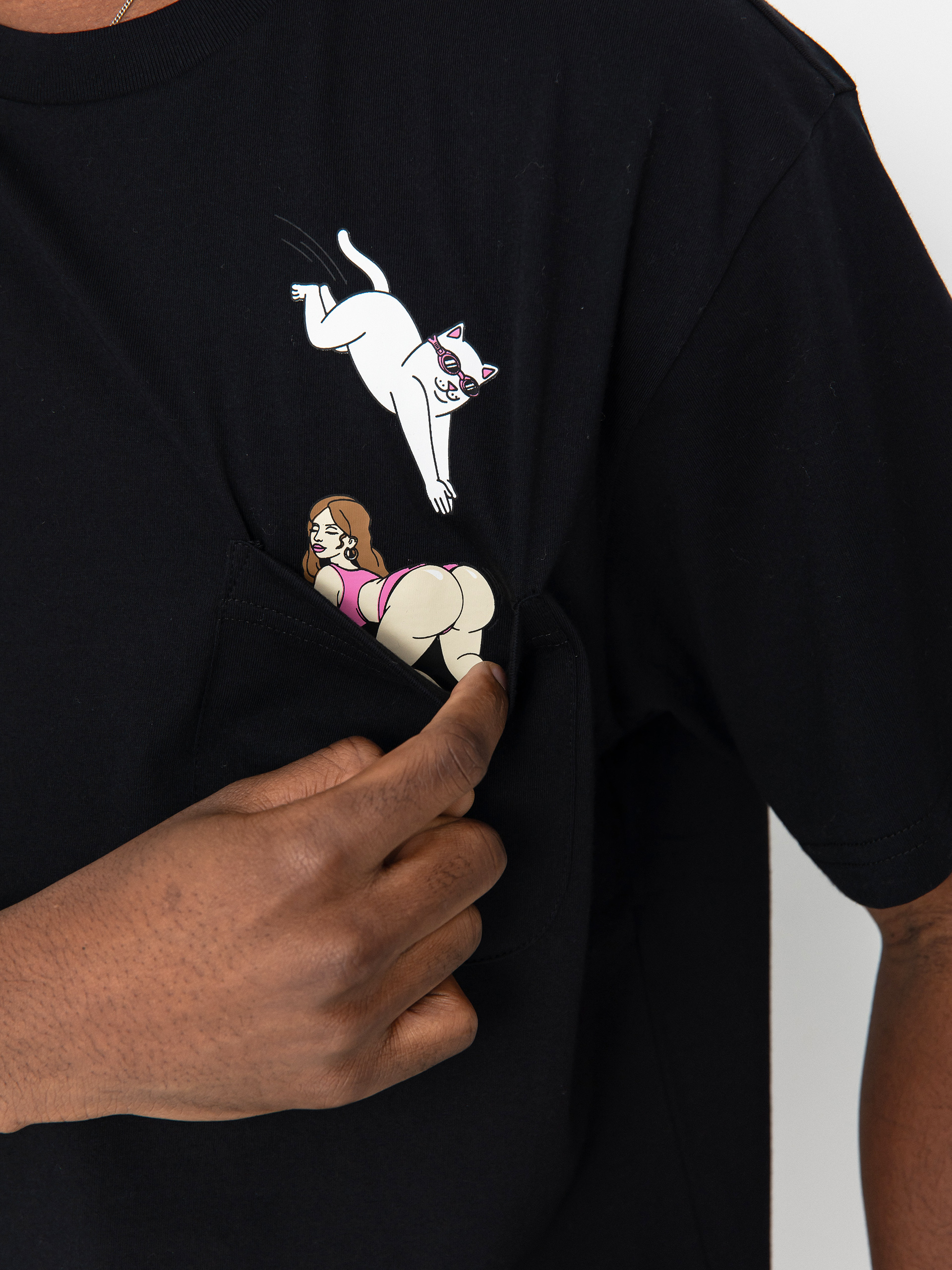 RipNDip T-Shirt Jumpin In Pocket (black)