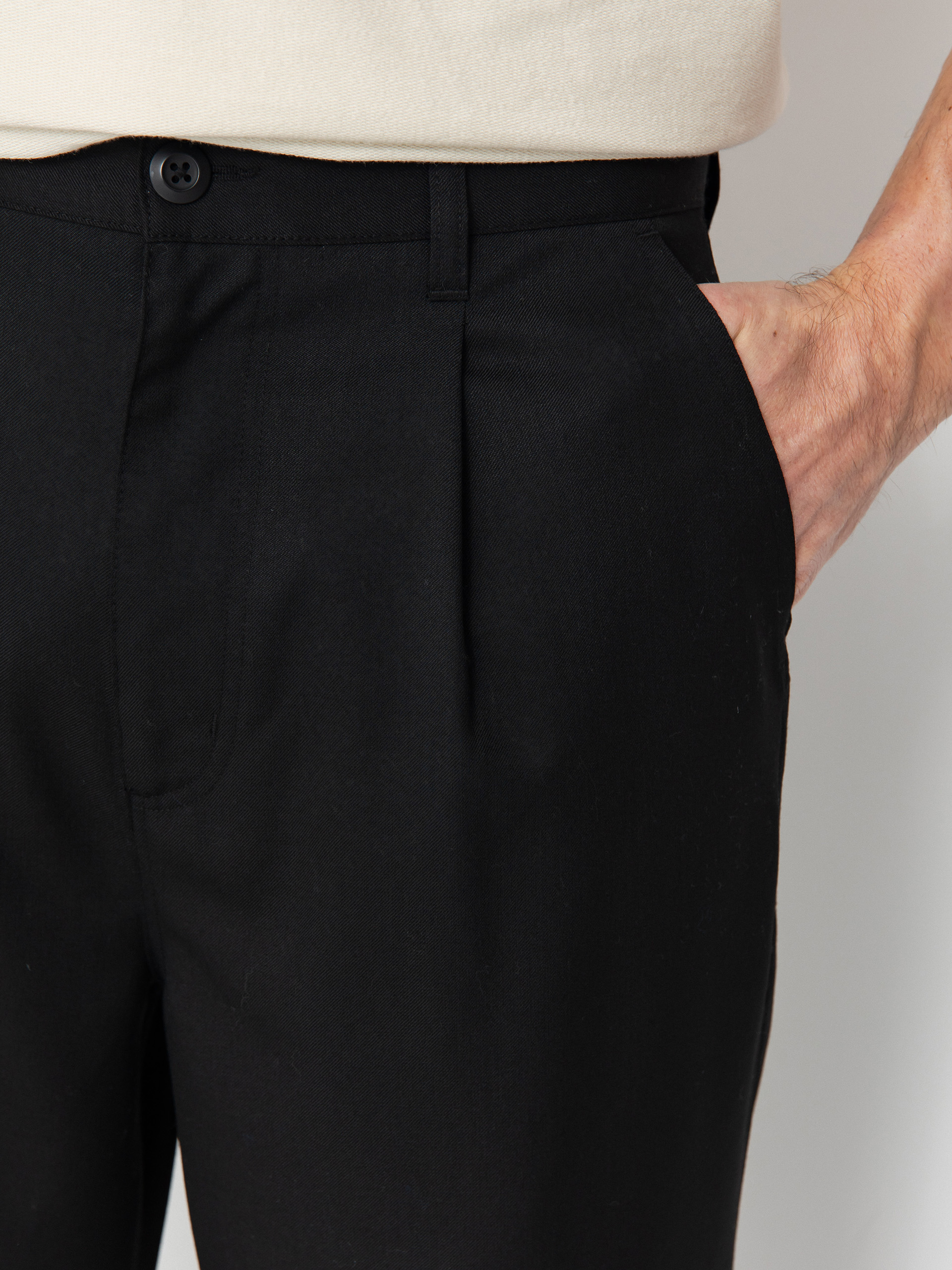 Carhartt WIP Seaton Pants (black)