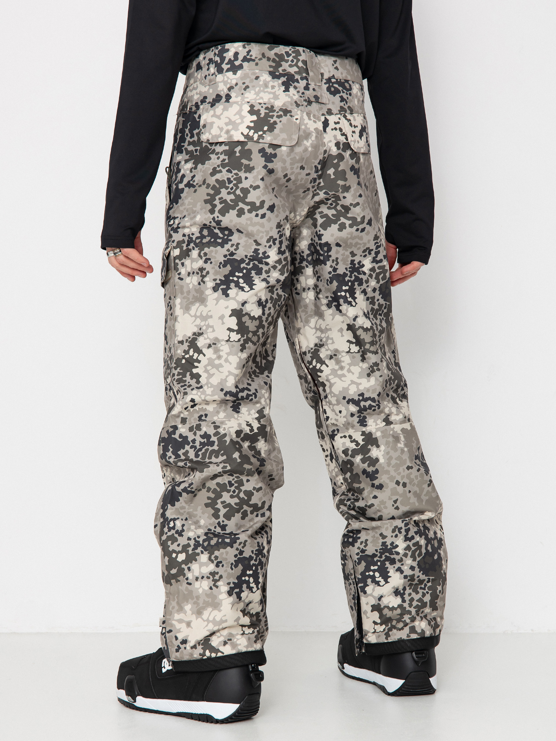 Herren DC Snowboard Hose Code (fractal)