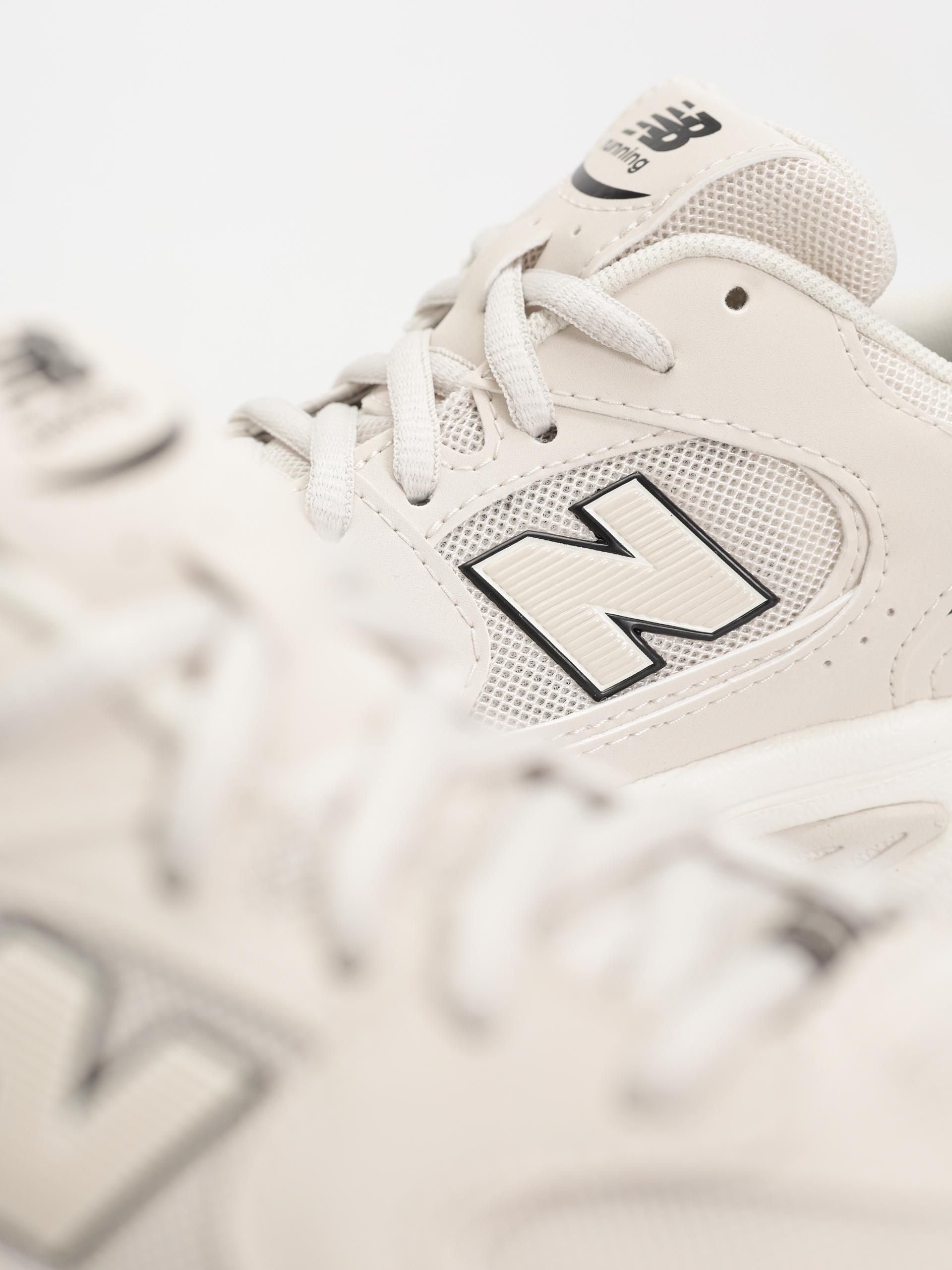 New Balance 530 JR Shoes (moonbeam)