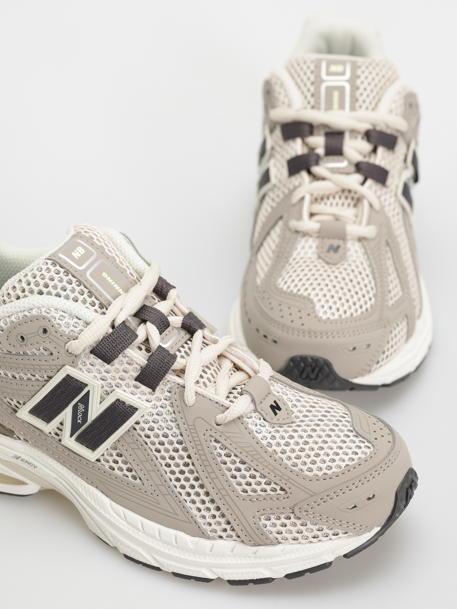 New Balance 1906 JR Schuhe (arid stone)