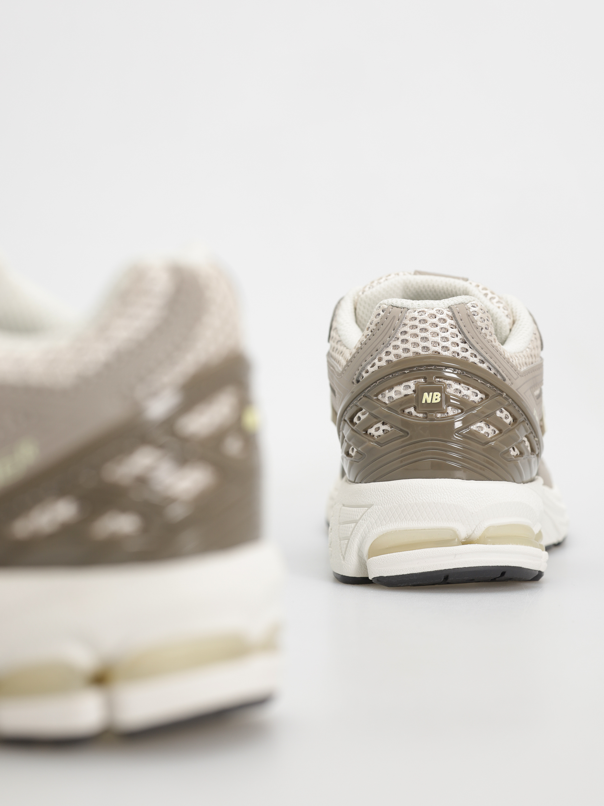 New Balance 1906 JR Schuhe (arid stone)