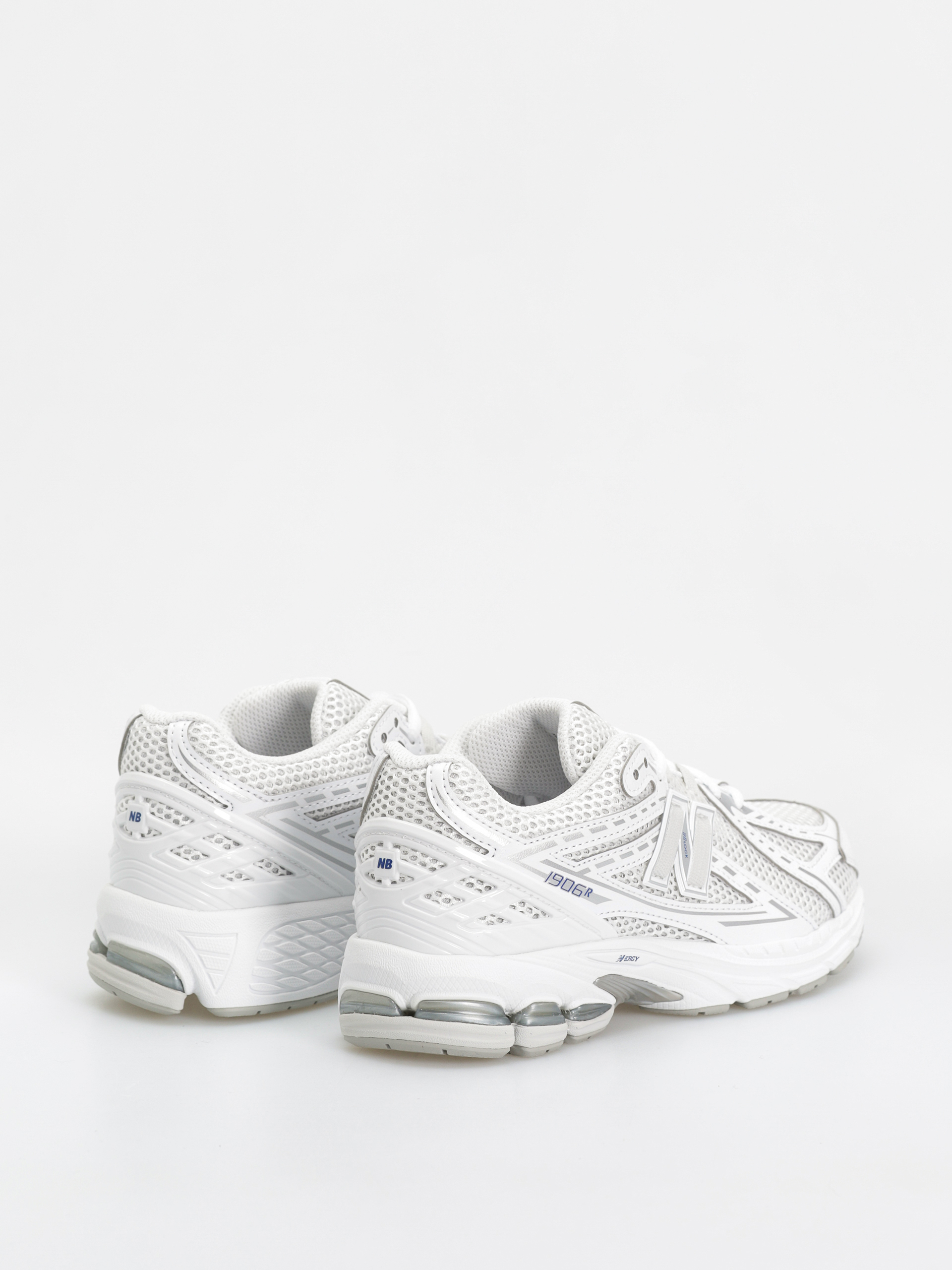 New Balance 1906 JR Shoes (white)