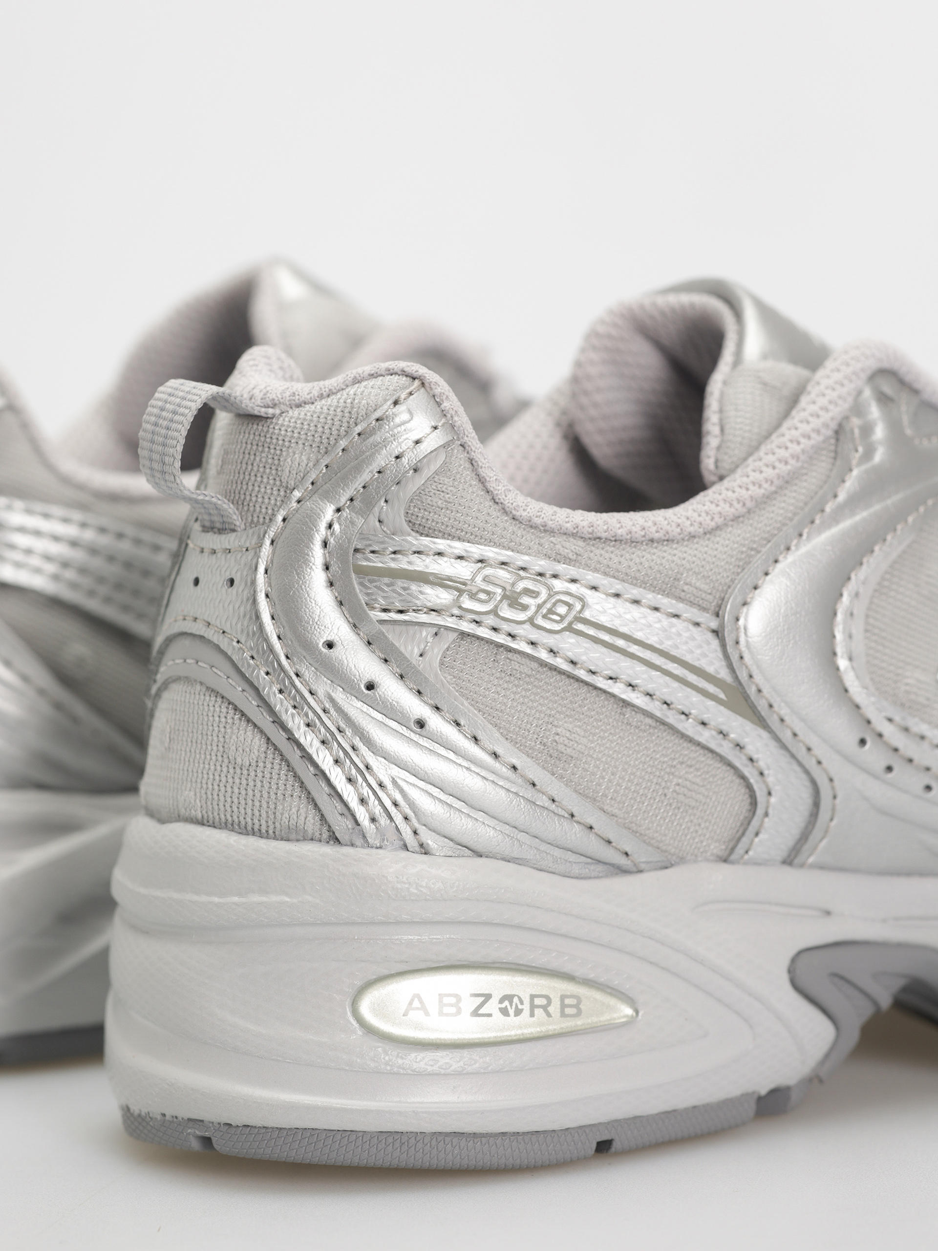 New Balance 530 Shoes (raincloud)