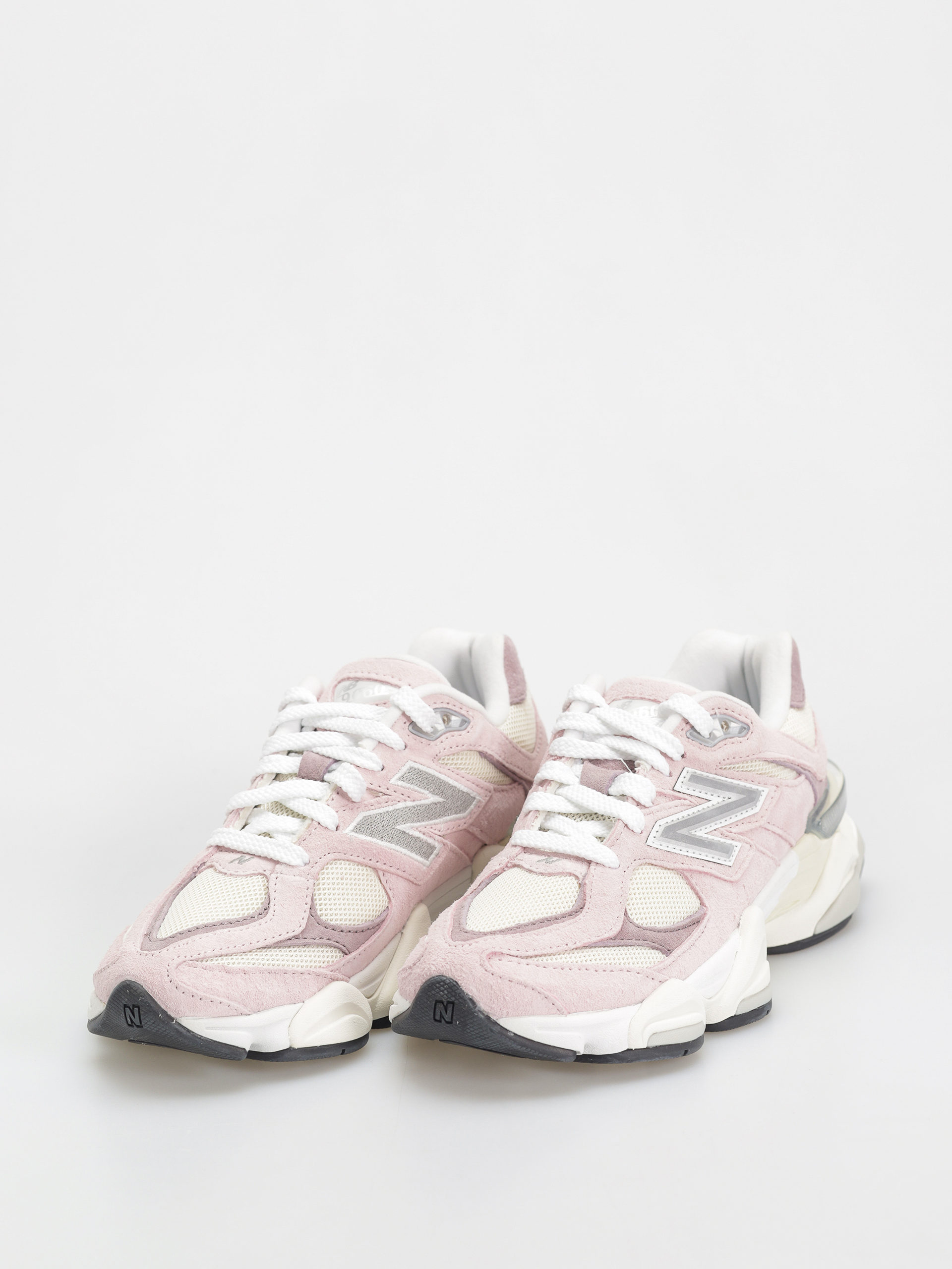 New Balance 9060 Shoes (rose sugar)