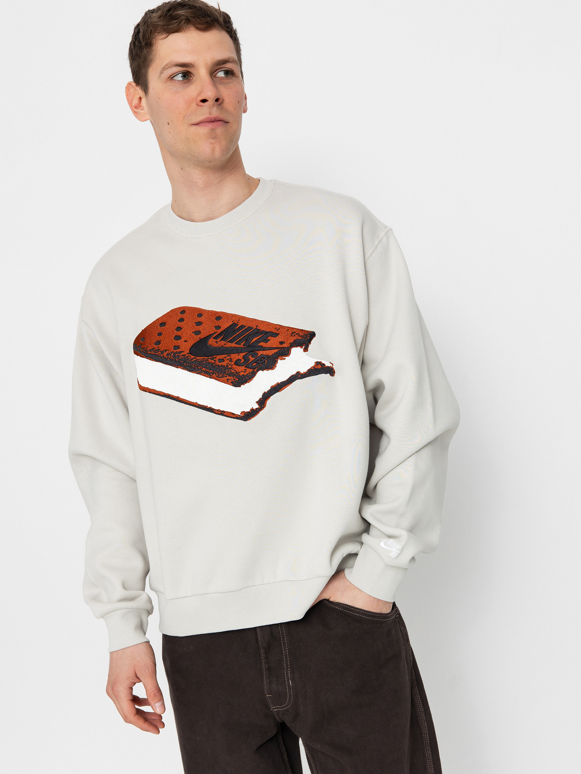 Nike SB Sweatshirt Slider Crew (light bone/white)