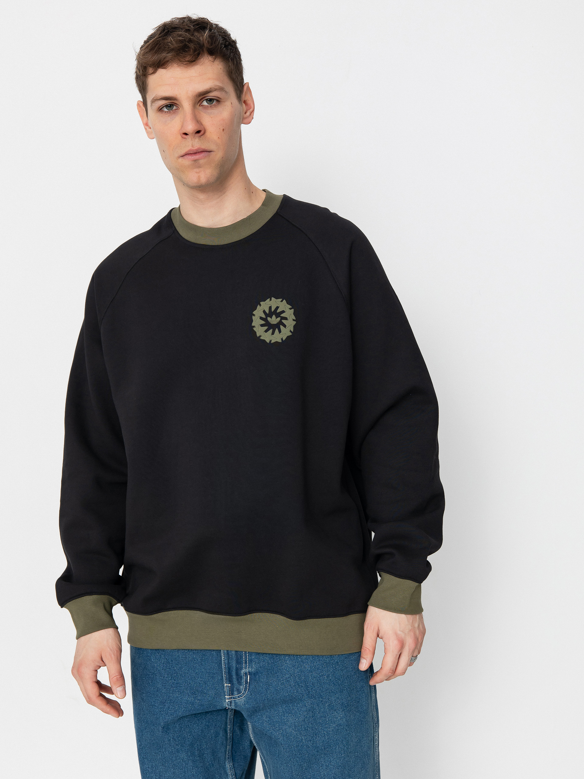 adidas Star Wheel Crew Sweatshirt (black/olistr)