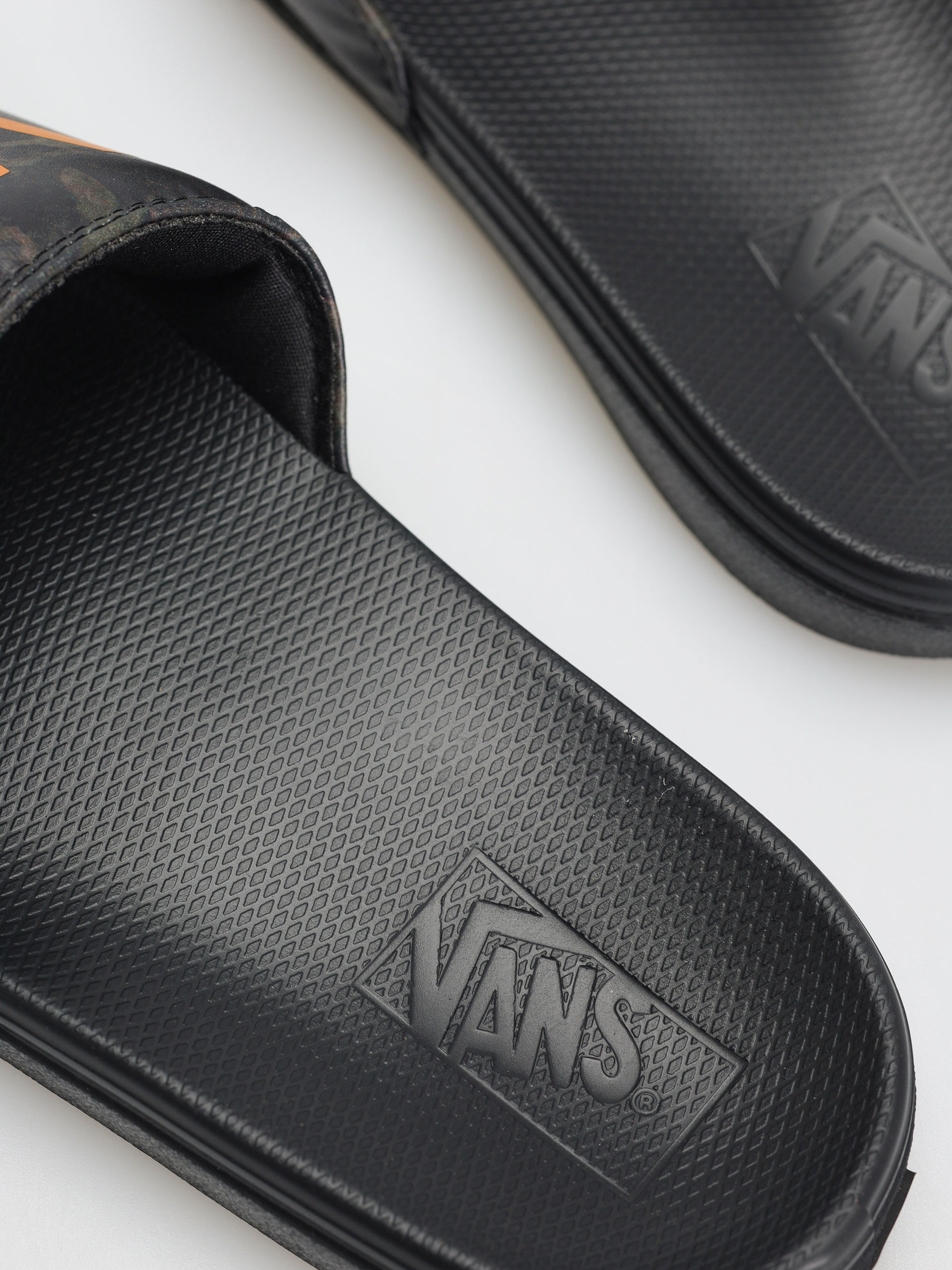 Vans Mte La Costa Slide On Shoes (camo black camo)