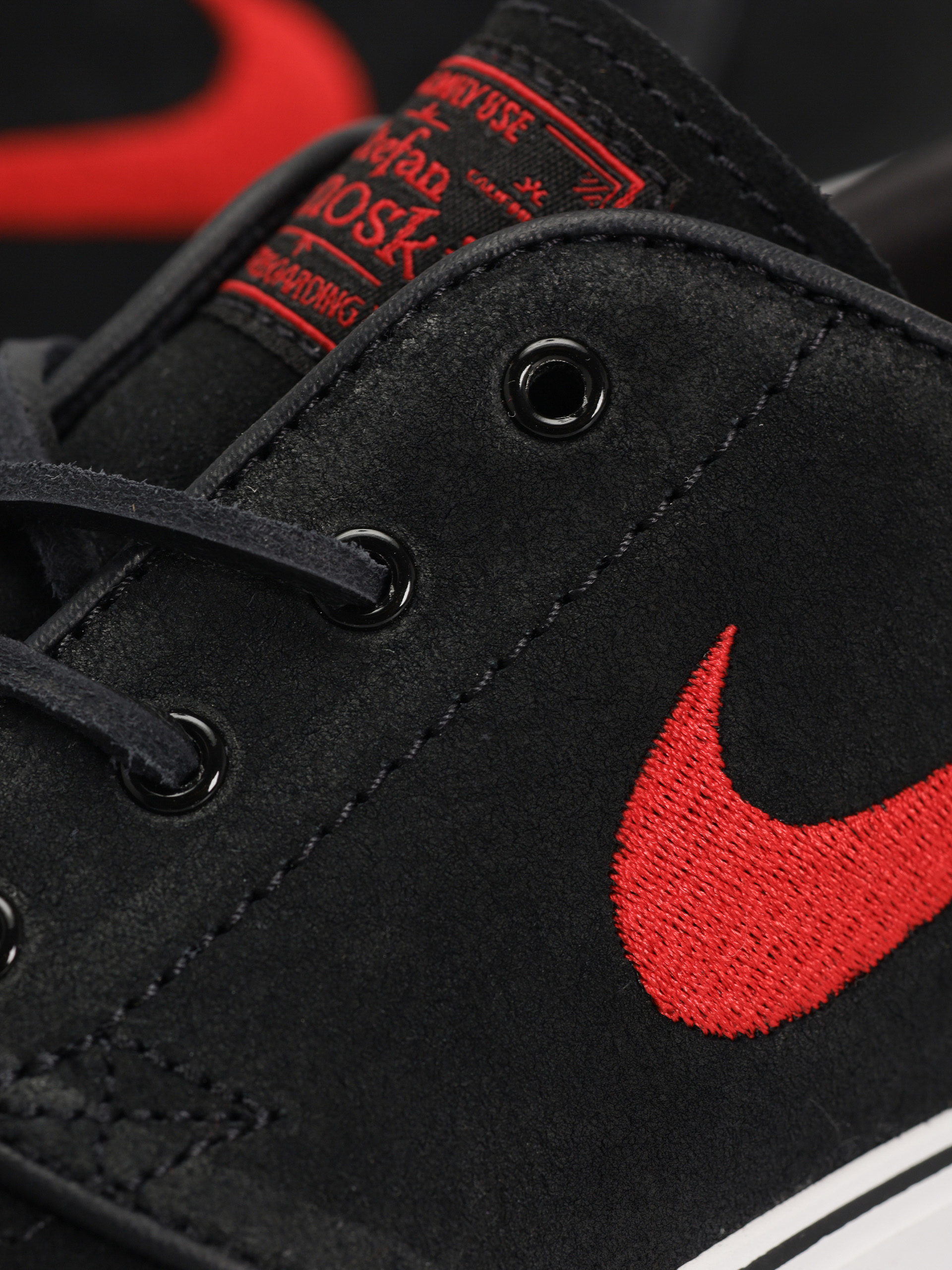 Nike SB Zoom Janoski OG+ Shoes (black/university red black summit white)