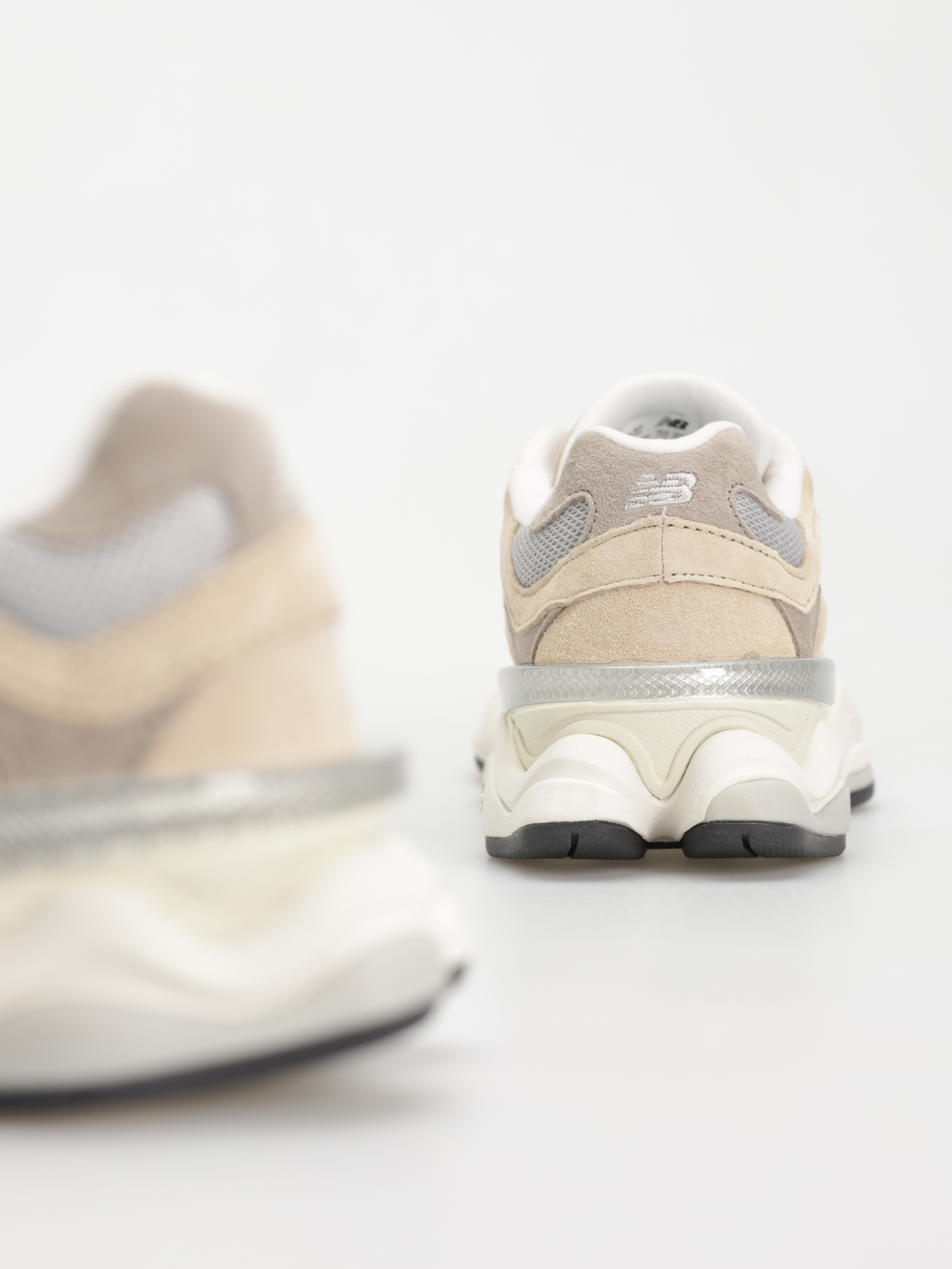 New Balance 9060 Schuhe (incense)