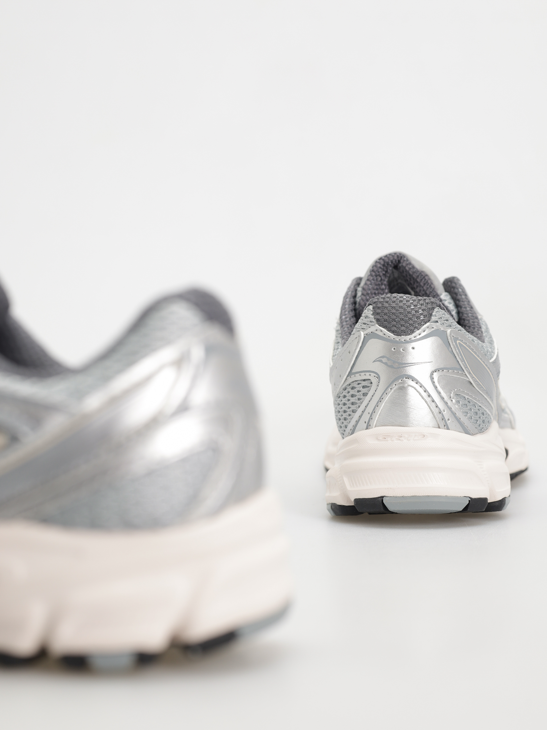 Saucony Ride Millennium Schuhe (silver/cream)