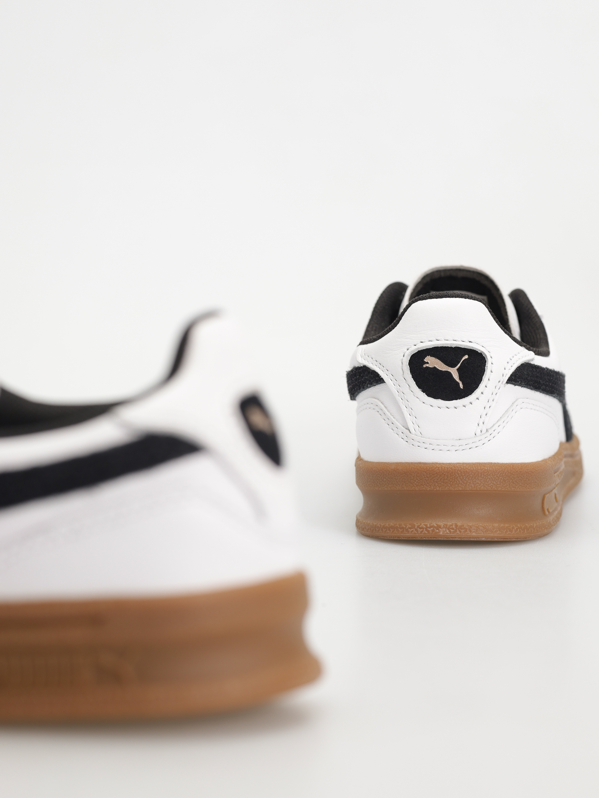 Puma Indoor Shoes (puma white puma black gum)